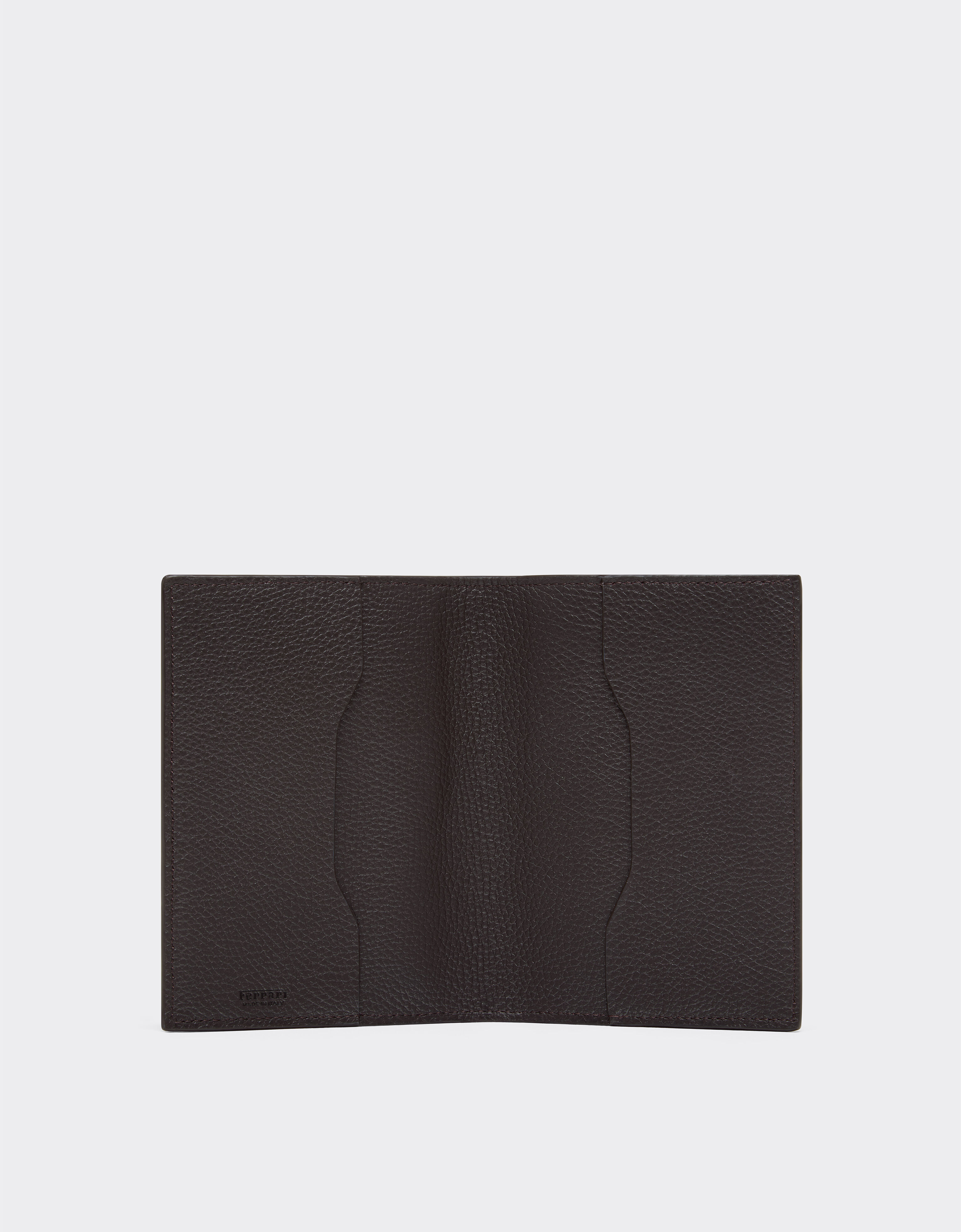 Ferrari 粒面皮革护照夹 Dark brown 50884f