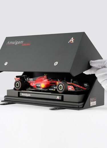法拉利SF-23 - #55 Sainz 1:18模型车 Ferrari 法拉利SF-23 - #55 Sainz 1:18模型车 红色 F1073f
