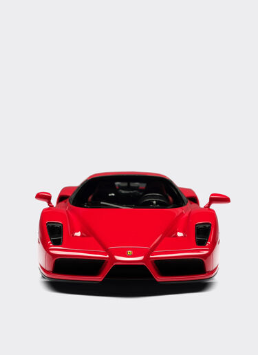 Ferrari Enzo model in 1:18 scale Ferrari Ferrari Enzo model in 1:18 scale 红色 L7814f