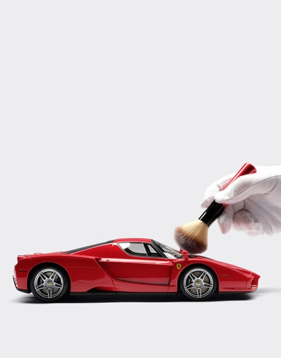 Ferrari Ferrari Enzo model in 1:18 scale 红色 L7814f