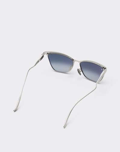 Ferrari Ferrari sunglasses in silvermetal with gray crystal gradient lenses Silver LA0L0f