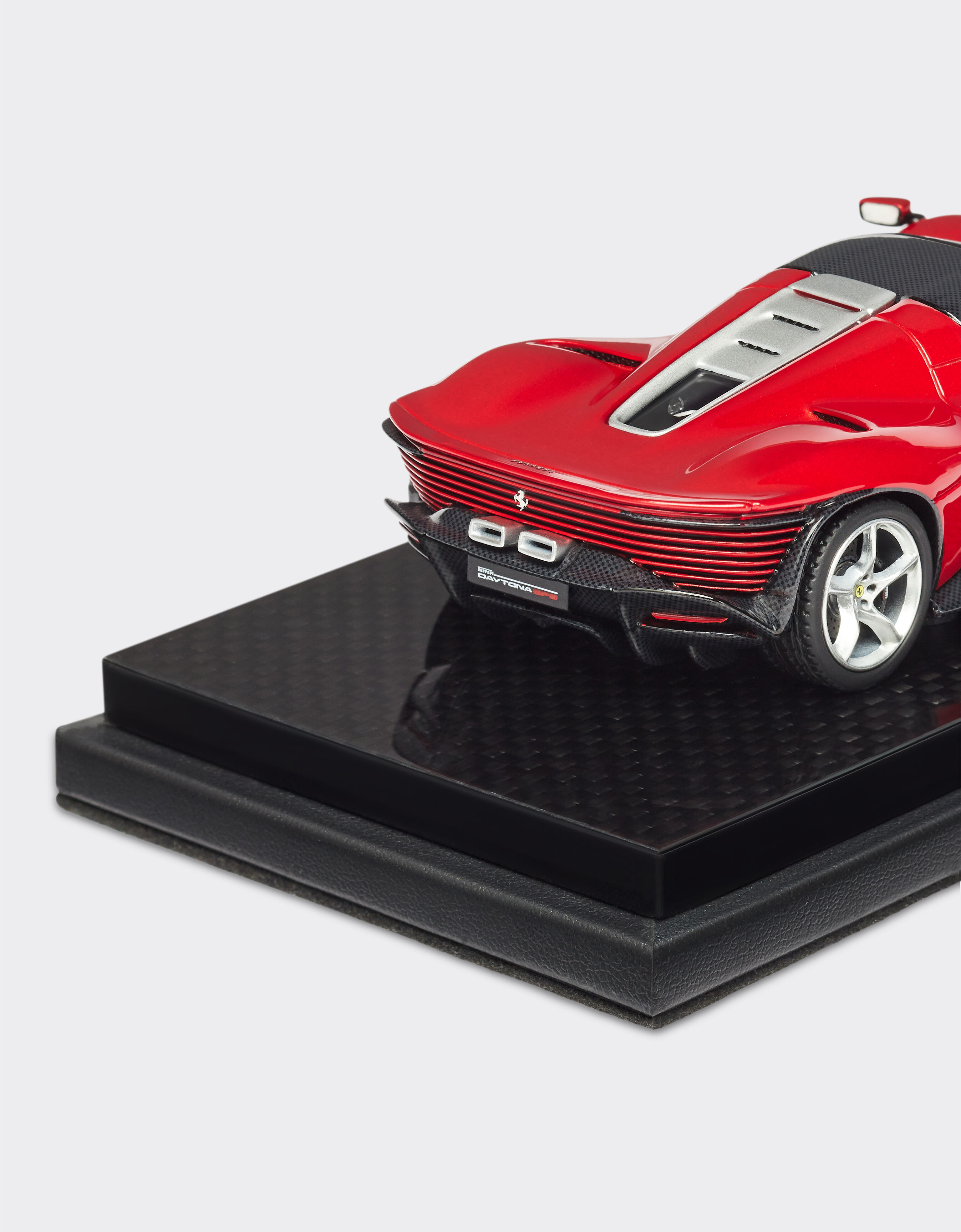 Ferrari 法拉利Daytona SP3 1:43比例模型 赛车红 47573f