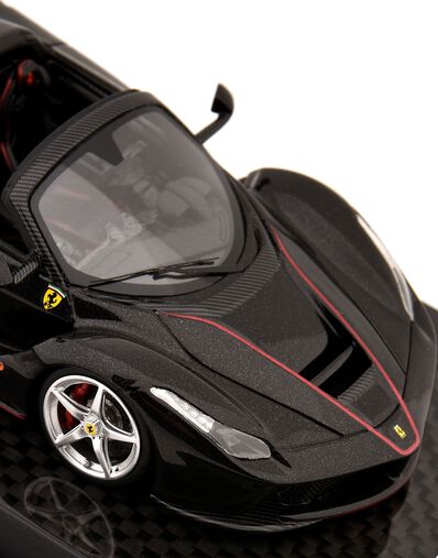 Ferrari LaFerrari Aperta 1:43 比例车模 黑色 42812f