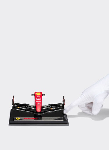 Ferrari 1:12比例法拉利SF23车鼻模型 红色 F1608f