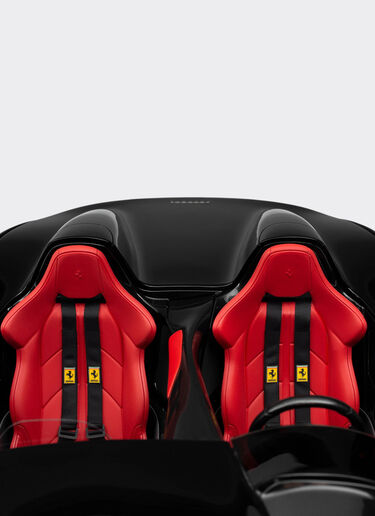 Ferrari Monza SP2 model in 1:8 scale Ferrari Ferrari Monza SP2 model in 1:8 scale 多色 L7978f