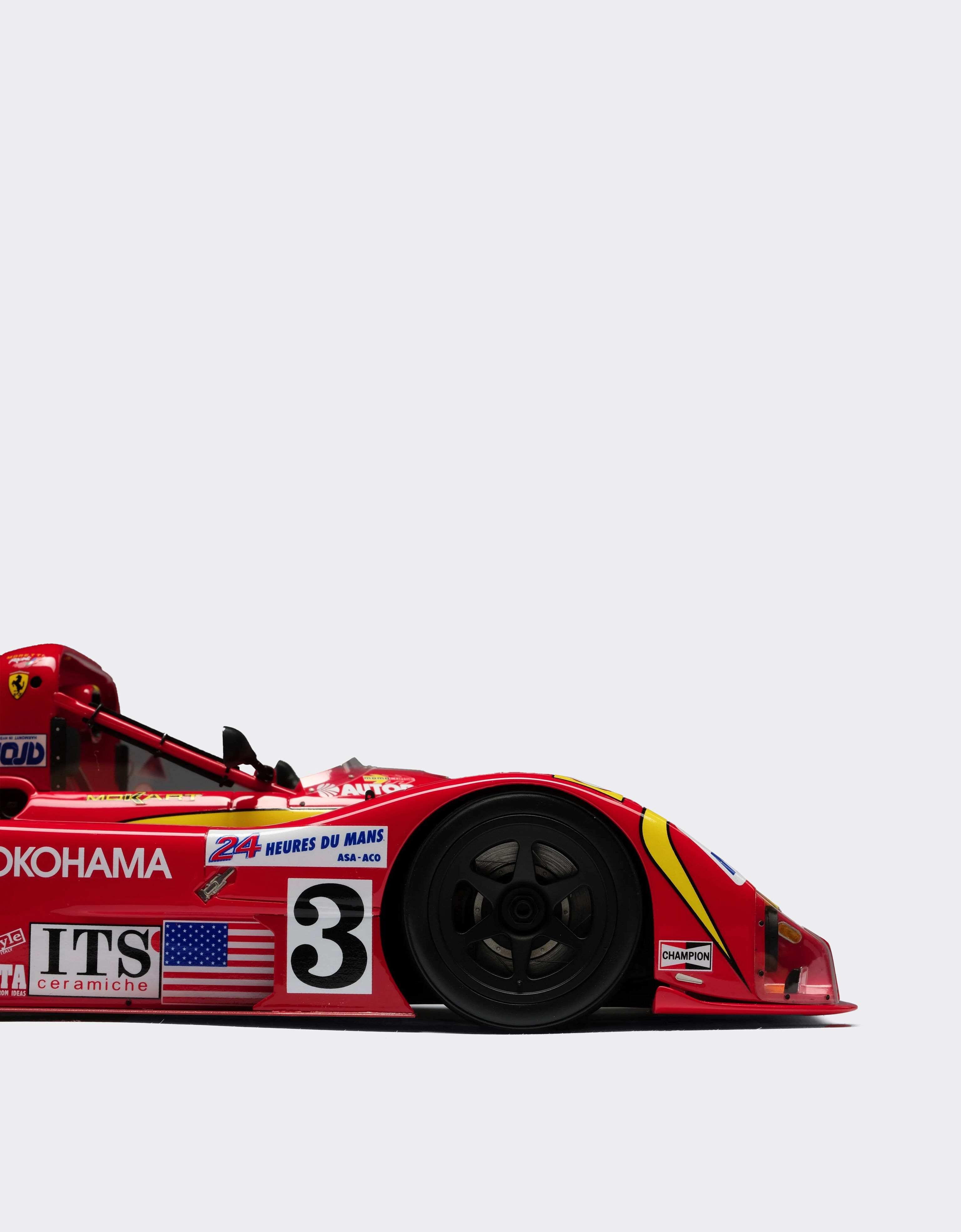 Ferrari Ferrari 333SP Le Mans model in 1:18 scale 红色 L7589f