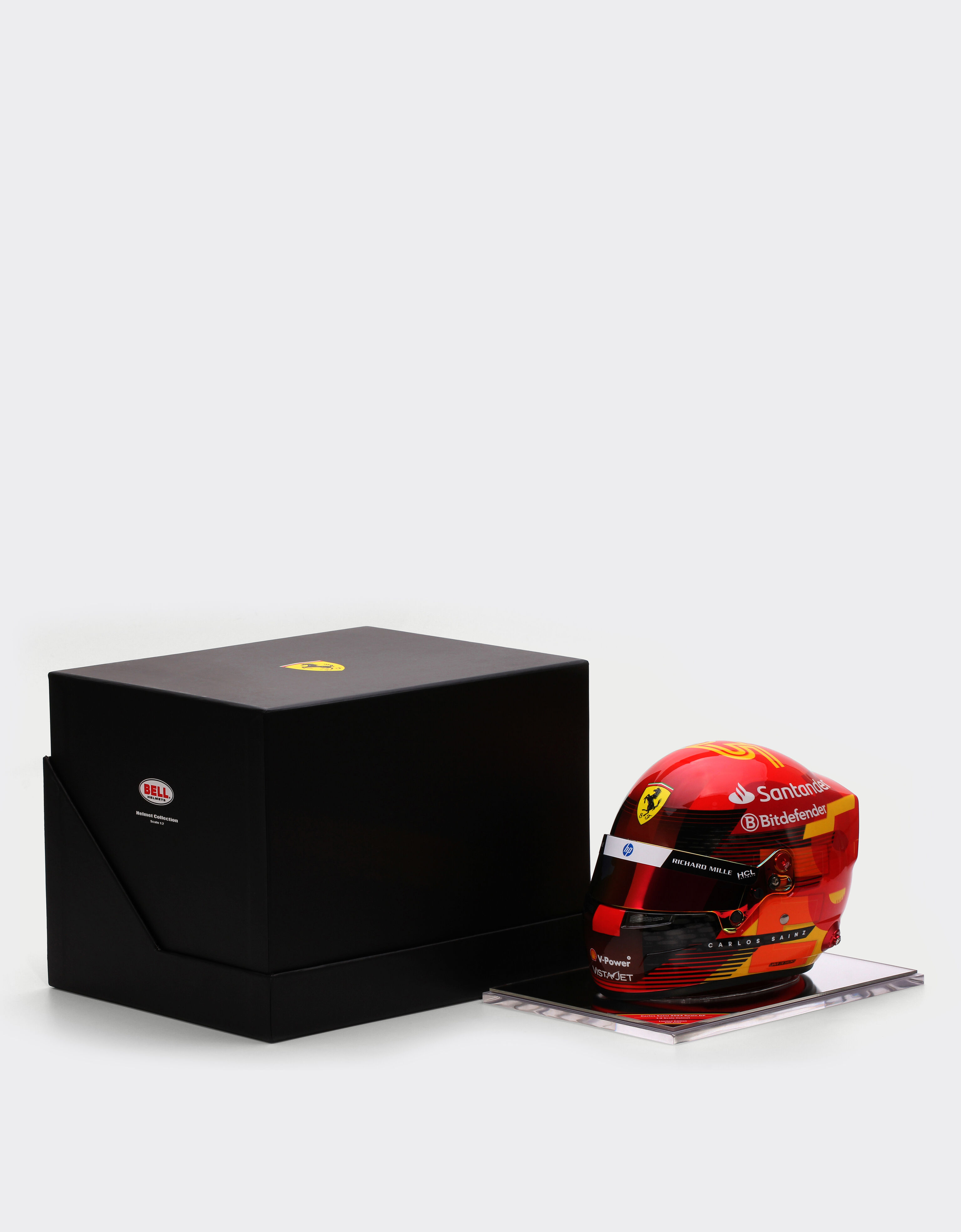 Ferrari 卡洛斯-塞恩斯迷你头盔（比例 1:2 - 西班牙特别版 2024 红色 F1355f