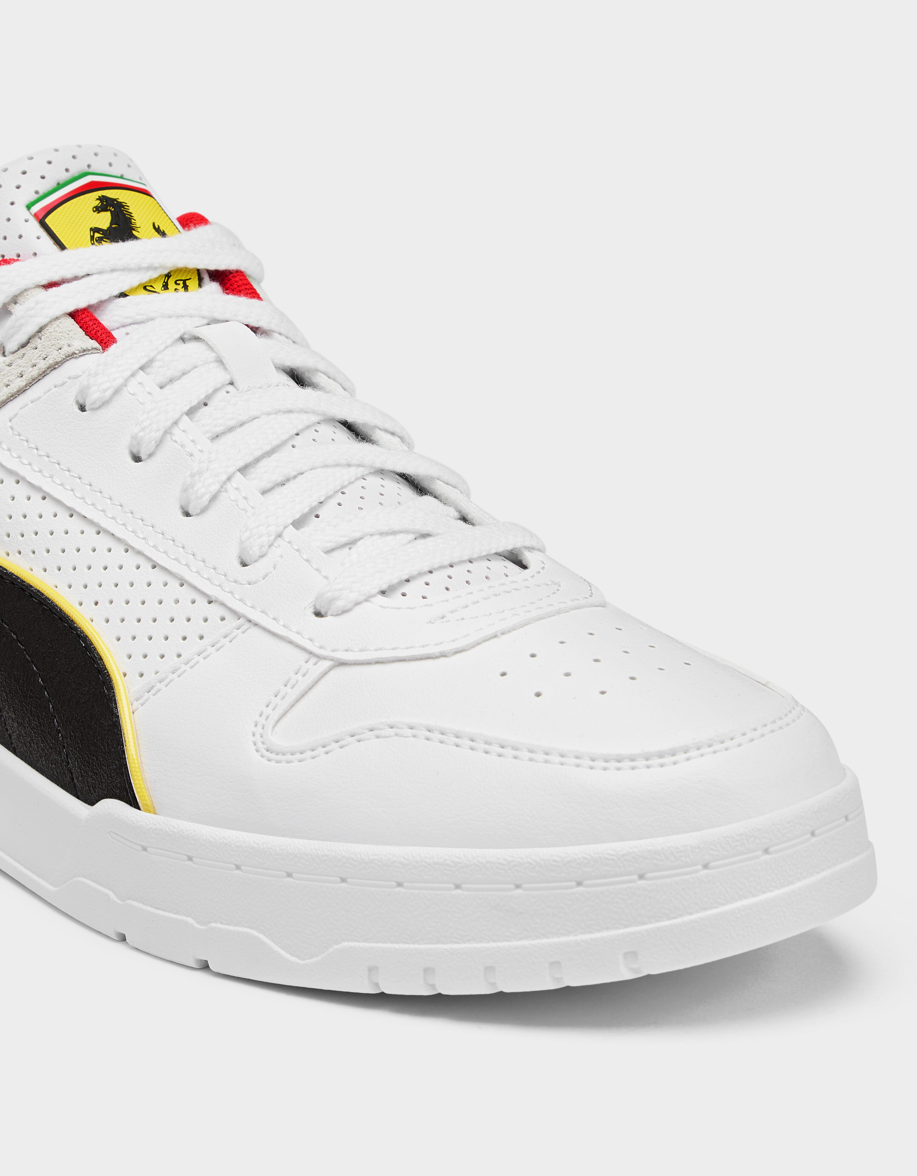 Ferrari Puma 呈现法拉利车队 RBD Game Low 运动鞋 光学白 LA011f