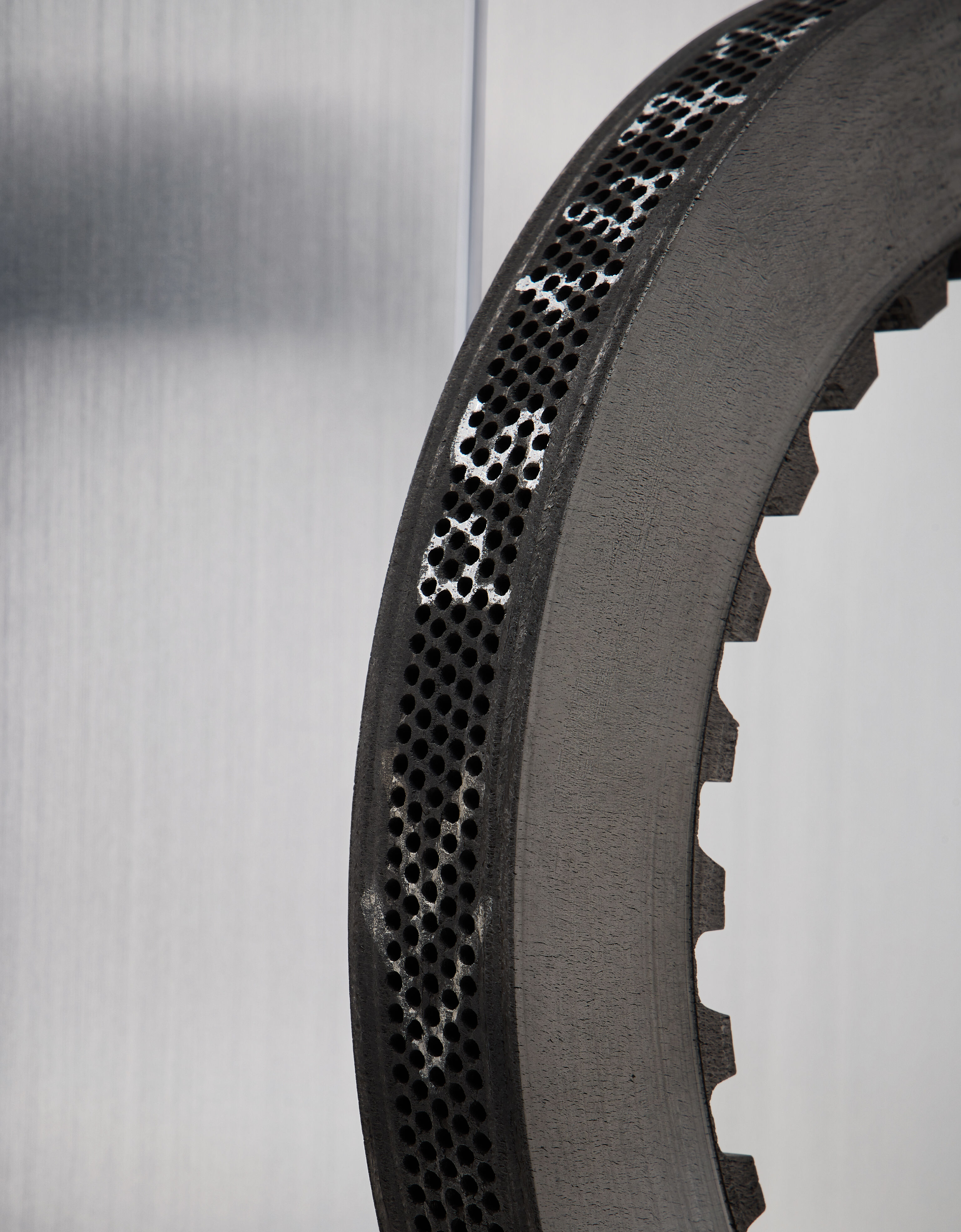 Original 2020 F1 brake disc, Leclerc Ferrari Original 2020 F1 brake disc, Leclerc Nero 51345f