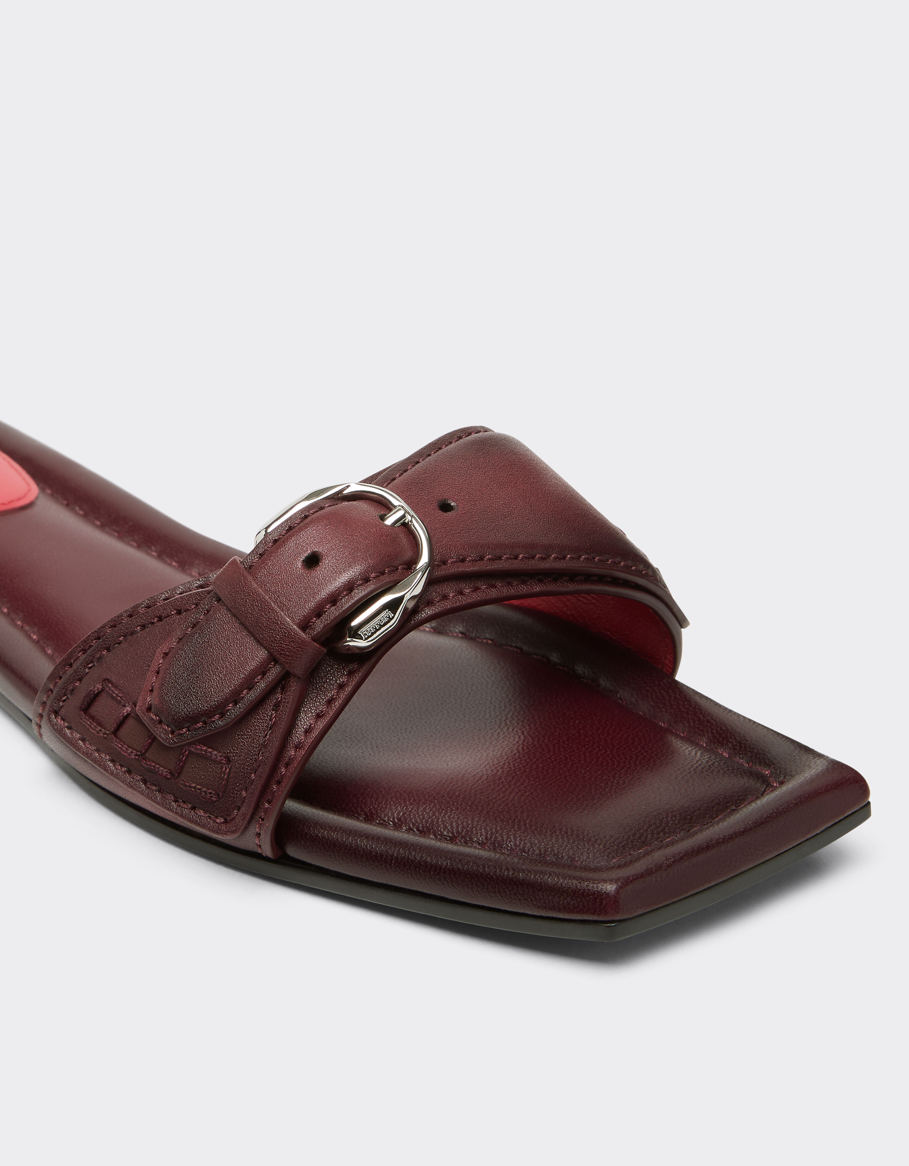 Ferrari Flat leather sandals Rosso Maison 49995f