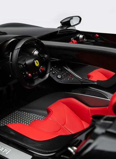 Ferrari Monza SP2 model in 1:8 scale Ferrari Ferrari Monza SP2 model in 1:8 scale 多色 L7978f