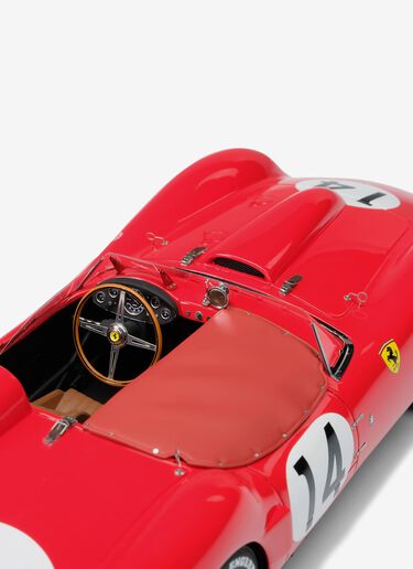 Ferrari 250 TR 1958 Le Mans model in 1:18 scale Ferrari Ferrari 250 TR 1958 Le Mans model in 1:18 scale 红色 L7580f