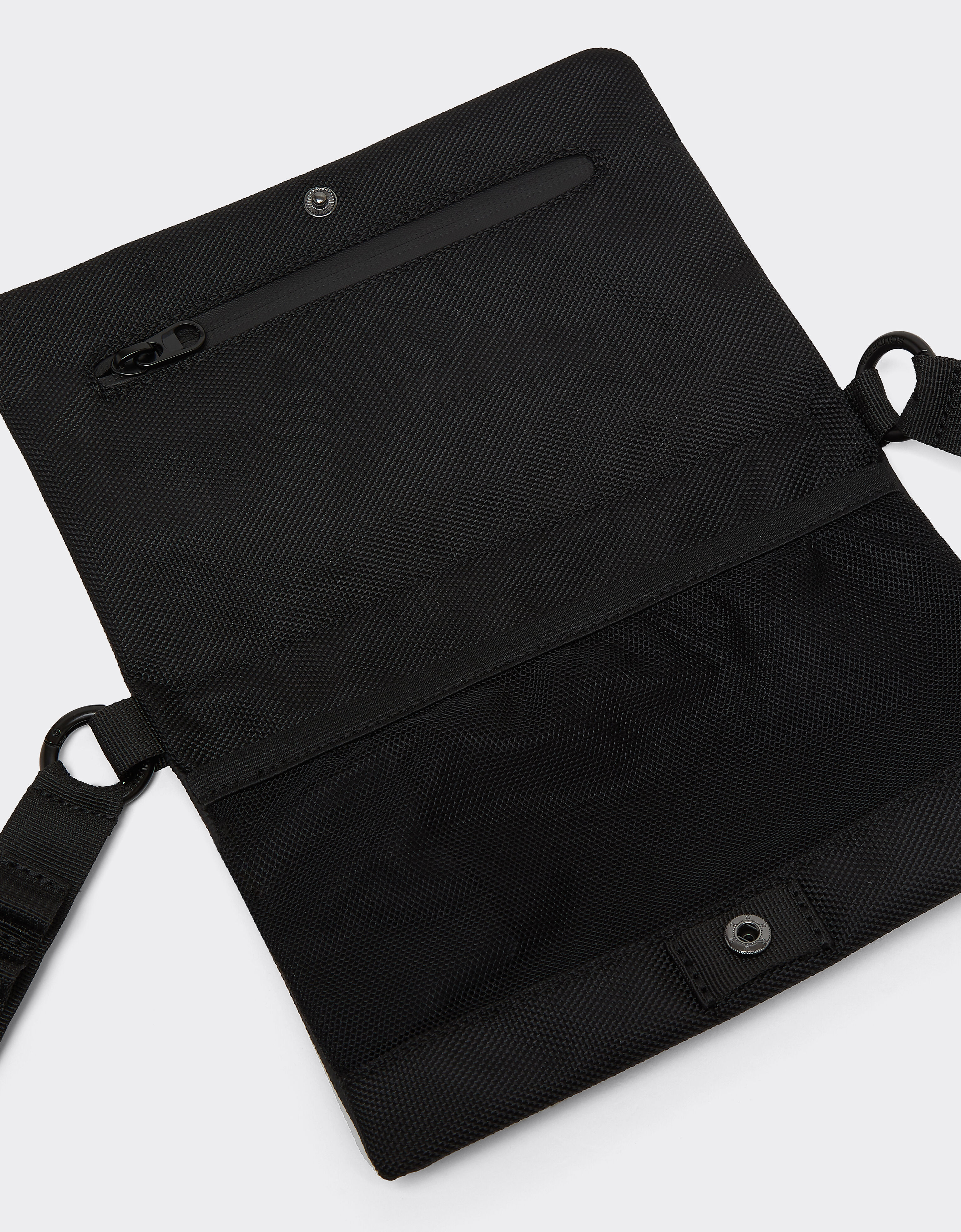  Crossbody bag with Ferrari Scudetto Nero SBNBP0017HMM0032f