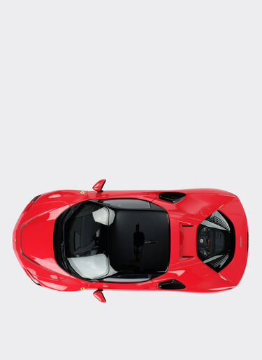 1:8-scale model SF90 Stradale Ferrari 1:8-scale model SF90 Stradale 红色 F0074f