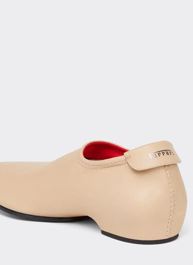 Ferrari Glossy Leather Mules with Square Heel Panna CSWML0006XL00032f