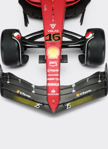 Ferrari 1:8 scale Charles Leclerc Ferrari F1-75 model Rosso Corsa 红色 F0883f