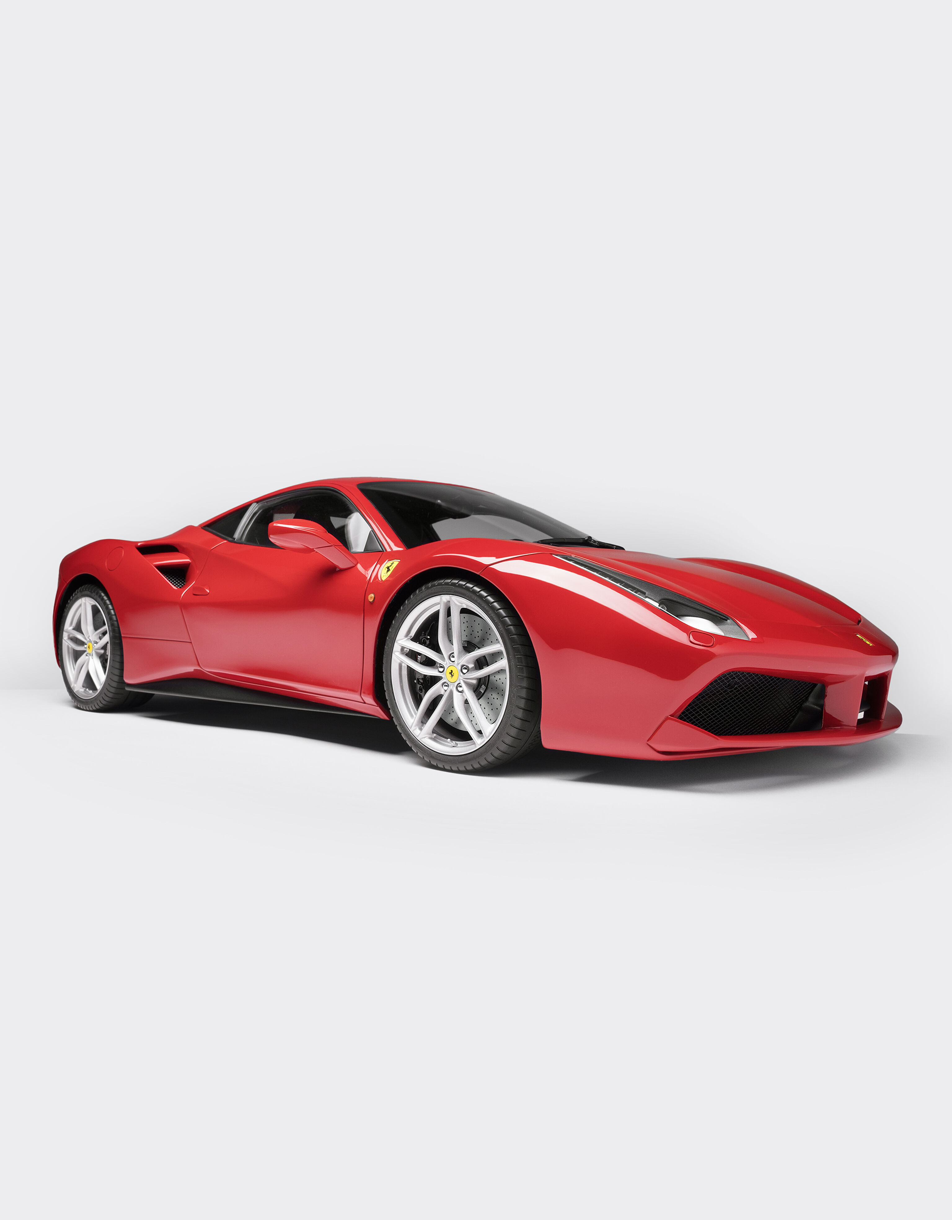 Ferrari 488 GTB model in 1:8 scale Ferrari Ferrari 488 GTB model in 1:8 scale MULTICOLOUR L5890f