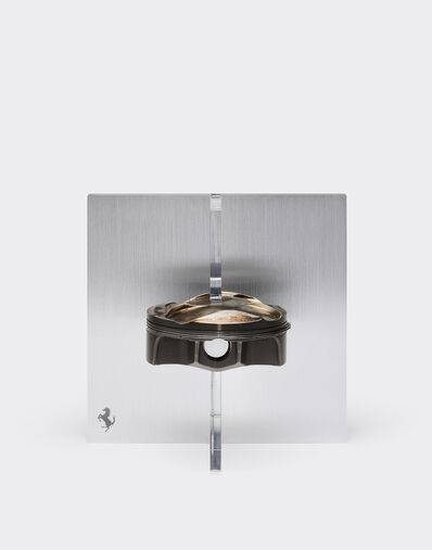 Ferrari Original F1 piston from 2000, World Champion Silver 51377f