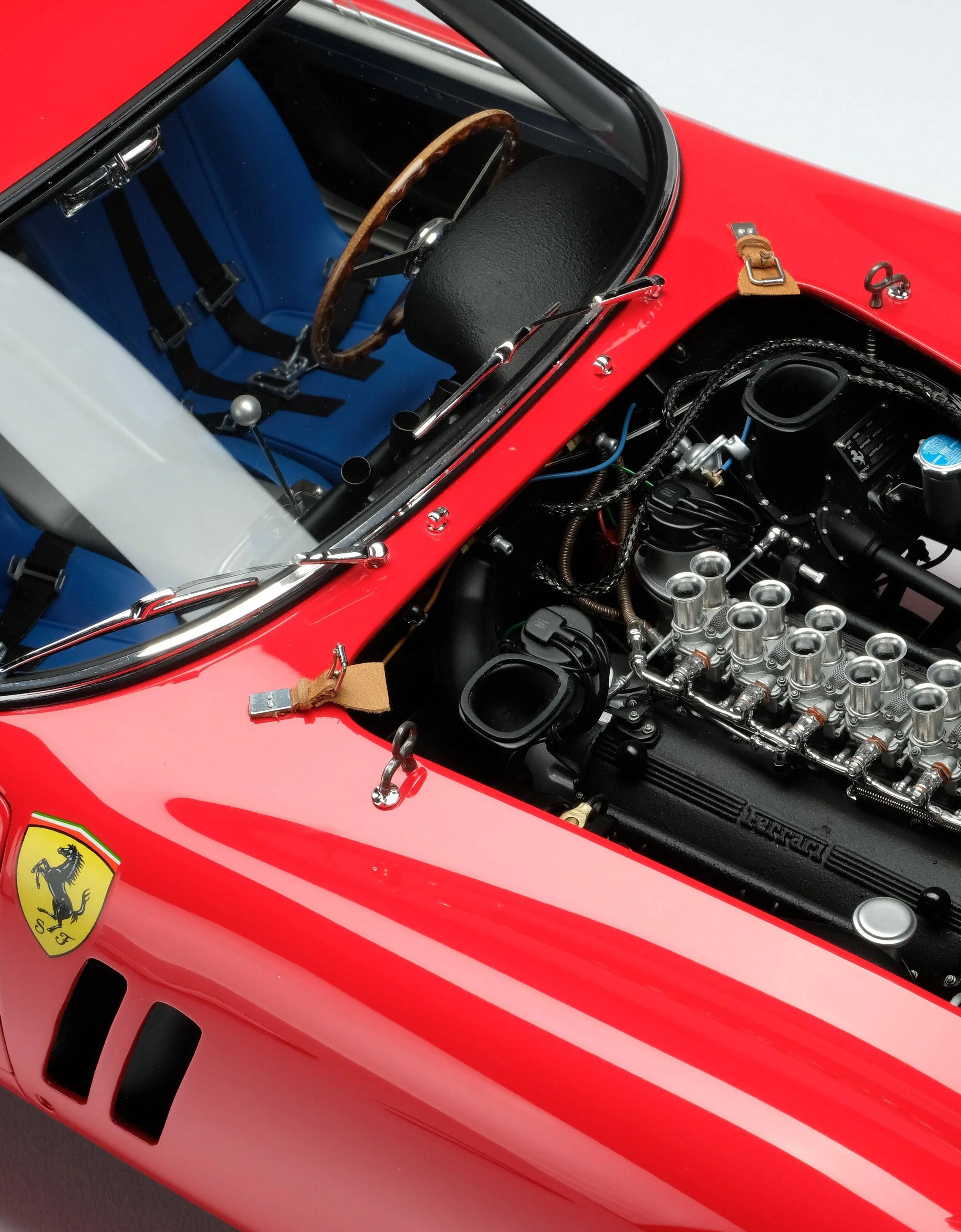 Ferrari 法拉利 250 GTO 1:8 模型车 多色 L1127f