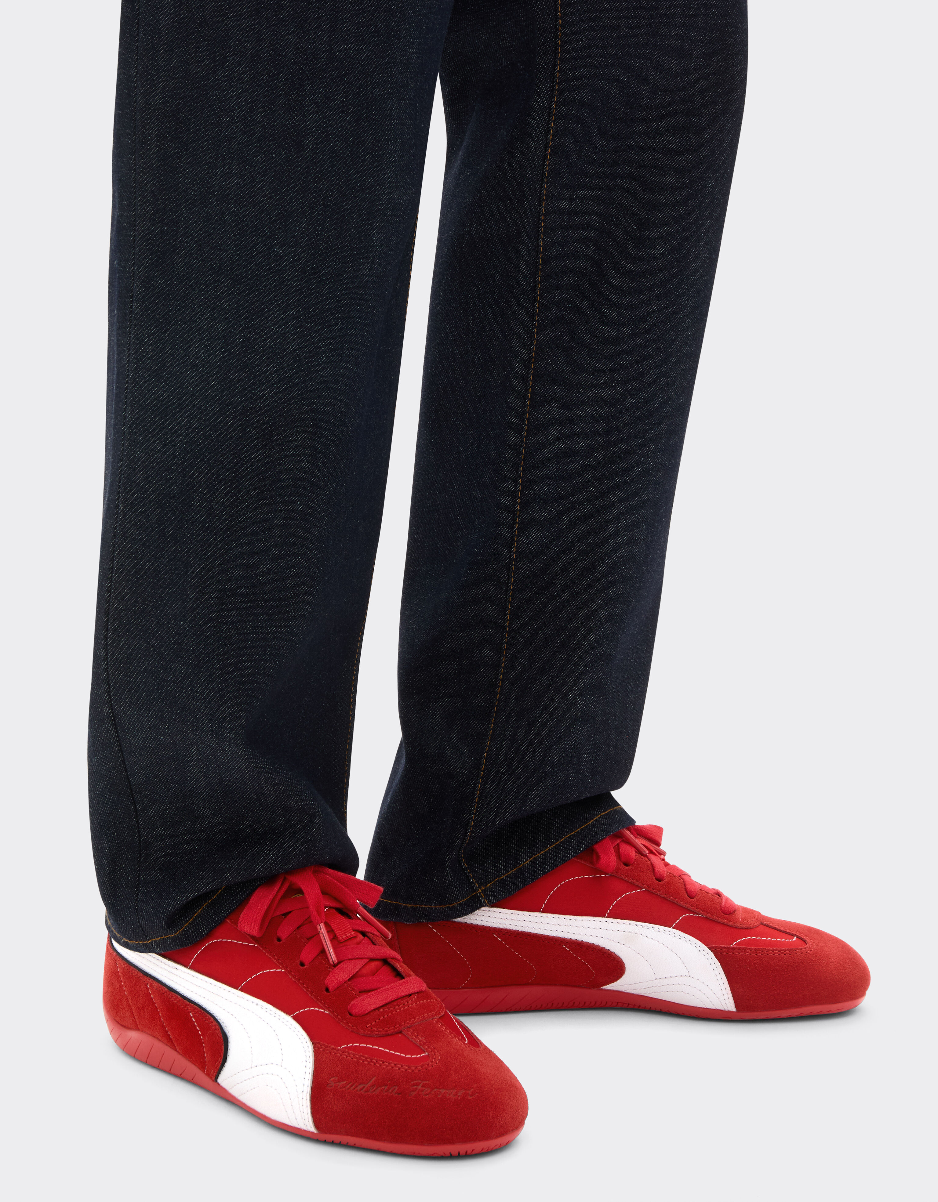 Ferrari Puma 为法拉利HP车队2025年蒙扎大奖赛打造的限量版 Rosso Corsa 红色运动鞋 Red LA0BMf