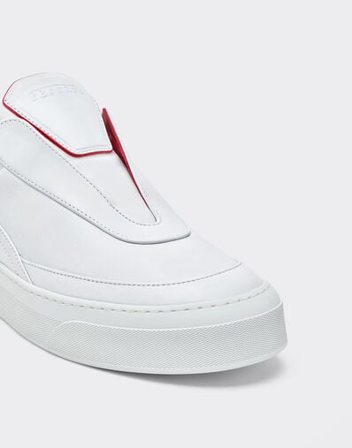 Ferrari 纳帕皮革浮雕效果标识运动鞋 Bianco Ottico CSMSN0001XL00004f