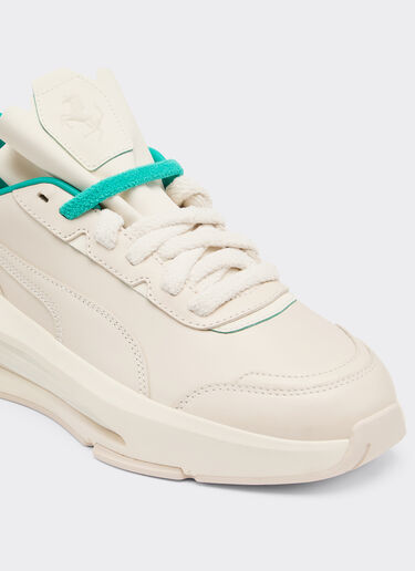 Puma 呈现法拉利 Ultimate Nitro 训练鞋 Ferrari Puma 呈现法拉利 Ultimate Nitro 训练鞋 光学白 LA062f