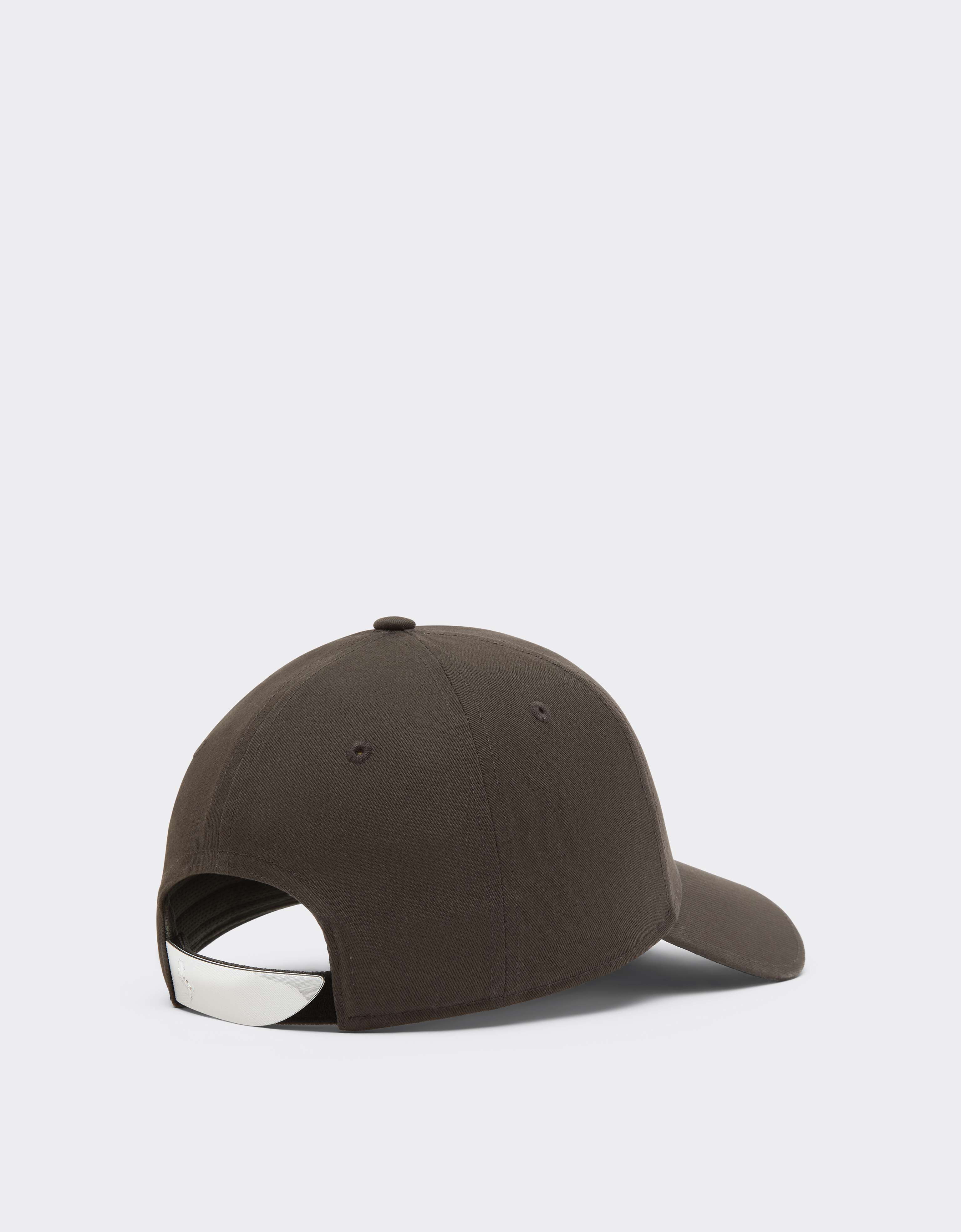 Baseball-Cap aus Baumwolltwill Ferrari Baseball-Cap aus Baumwolltwill Caffè CANCP0007WCO0004f