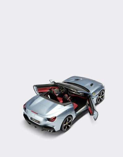 Ferrari 1:8 法拉利 Portofino M 模型车 苏格兰蓝色 F0575f