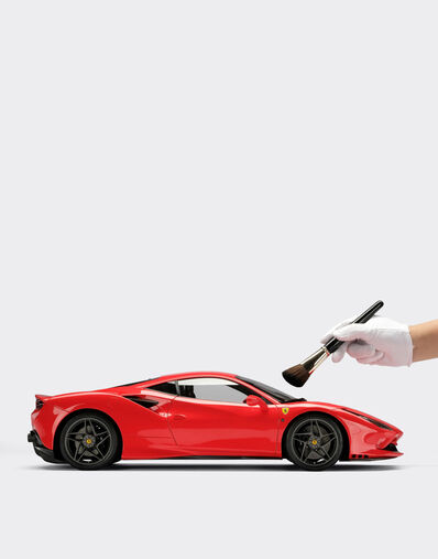 Ferrari Ferrari F8 Tributo 1:8 scale model 红色 F0078f