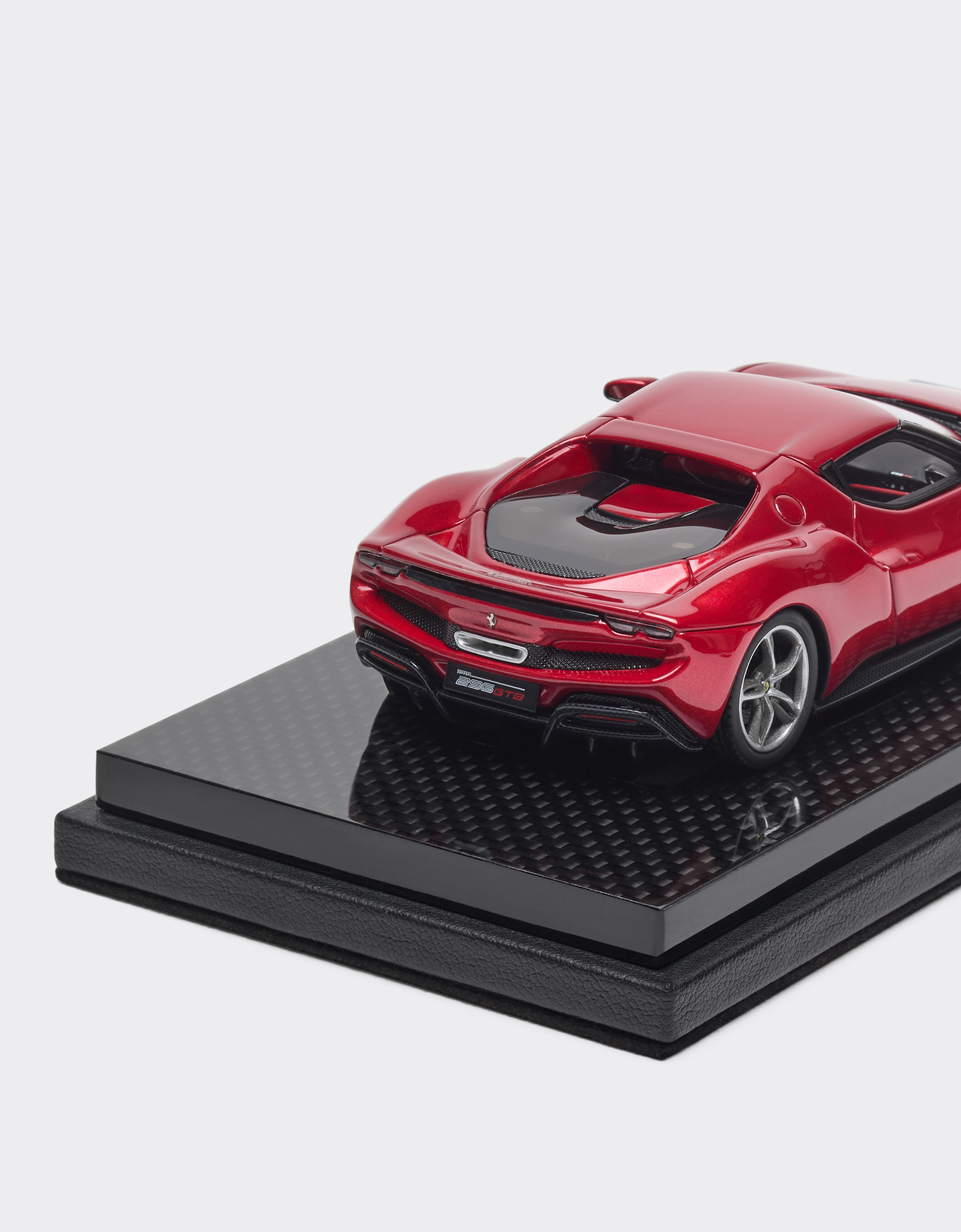 Ferrari 法拉利 296 GTB 1:43 模型车 图案 47303f