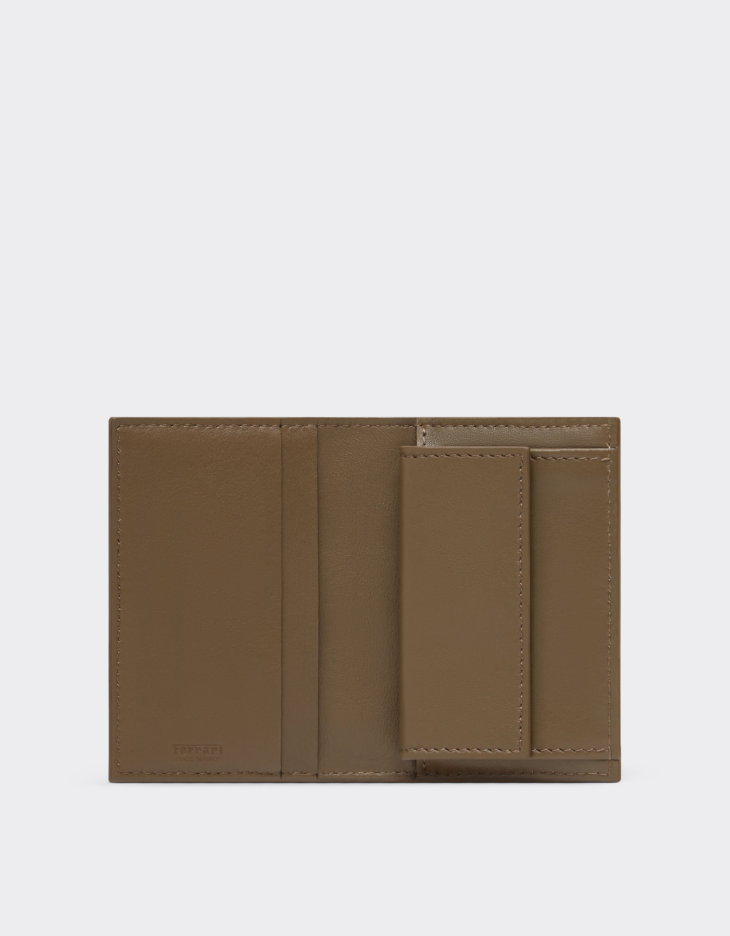 Ferrari 口袋款光面皮革卡夹 Khaki Green 50620f