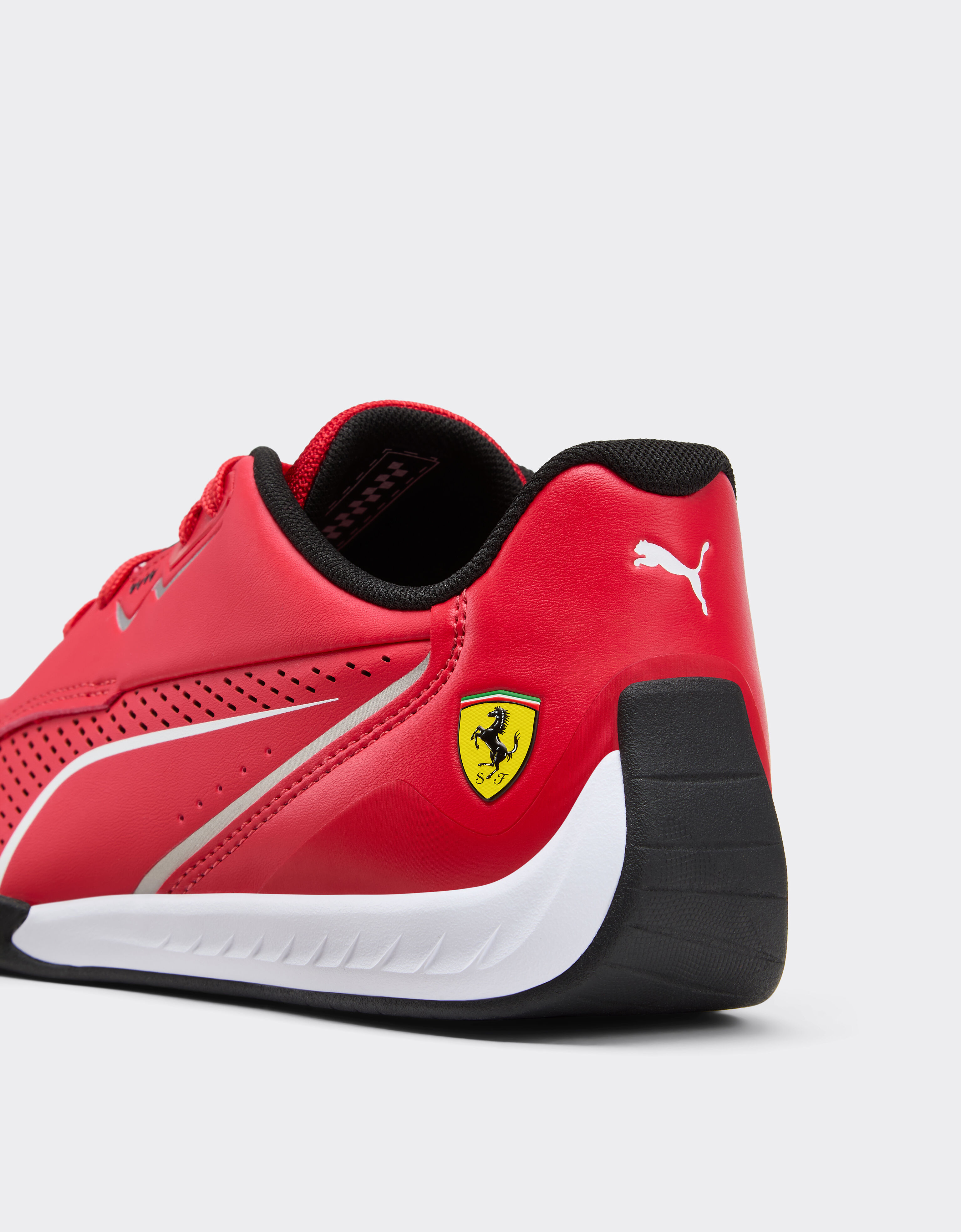 Ferrari Puma 呈现法拉利车队 Drift Cat 11 运动鞋 红色 LA05Yf