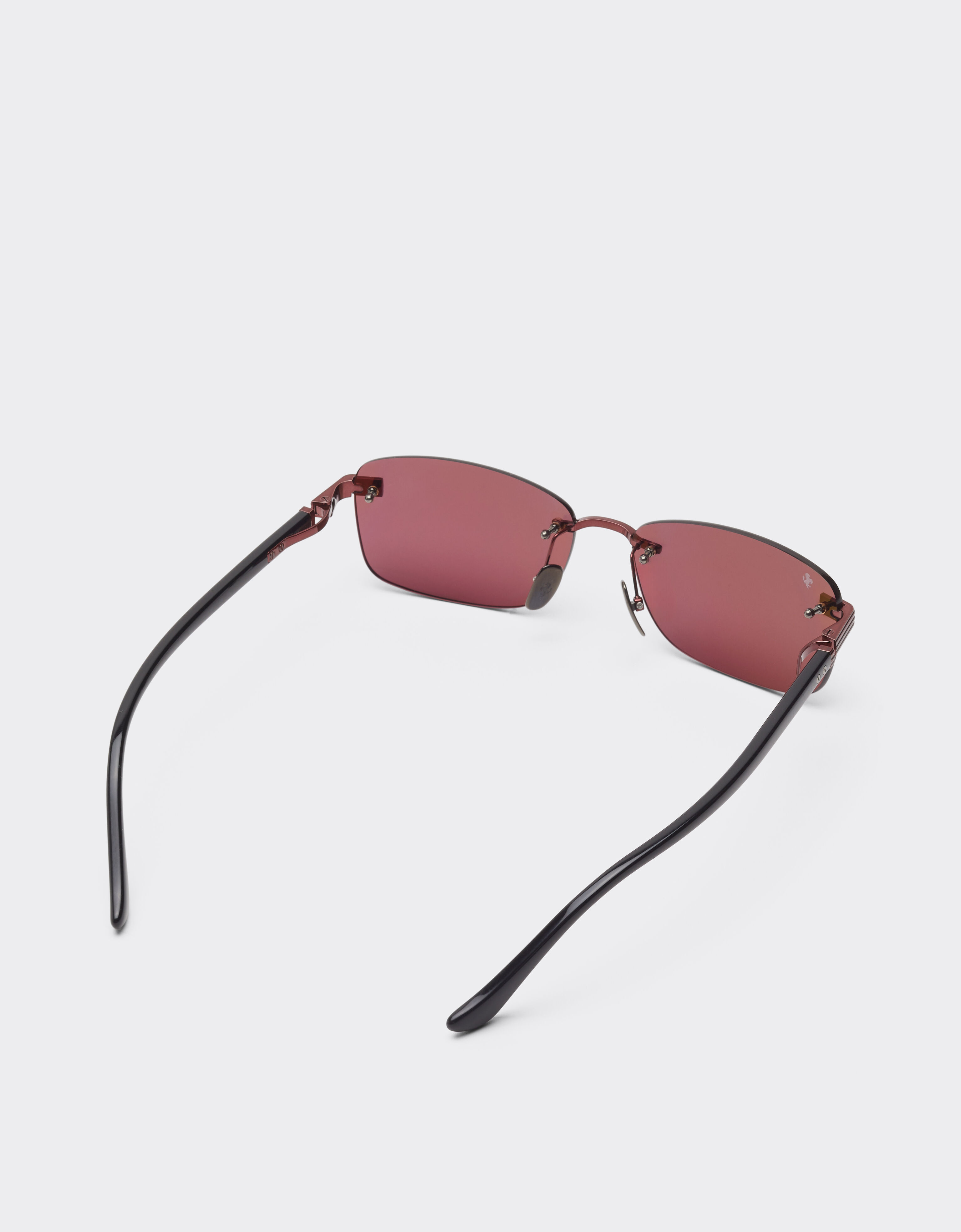 Ferrari Sunglasses in  shiny red titanium  and acetate with exclusive Ferrari Contrast Pro™ burgundy lenses Rosso Scuro LA0L8f