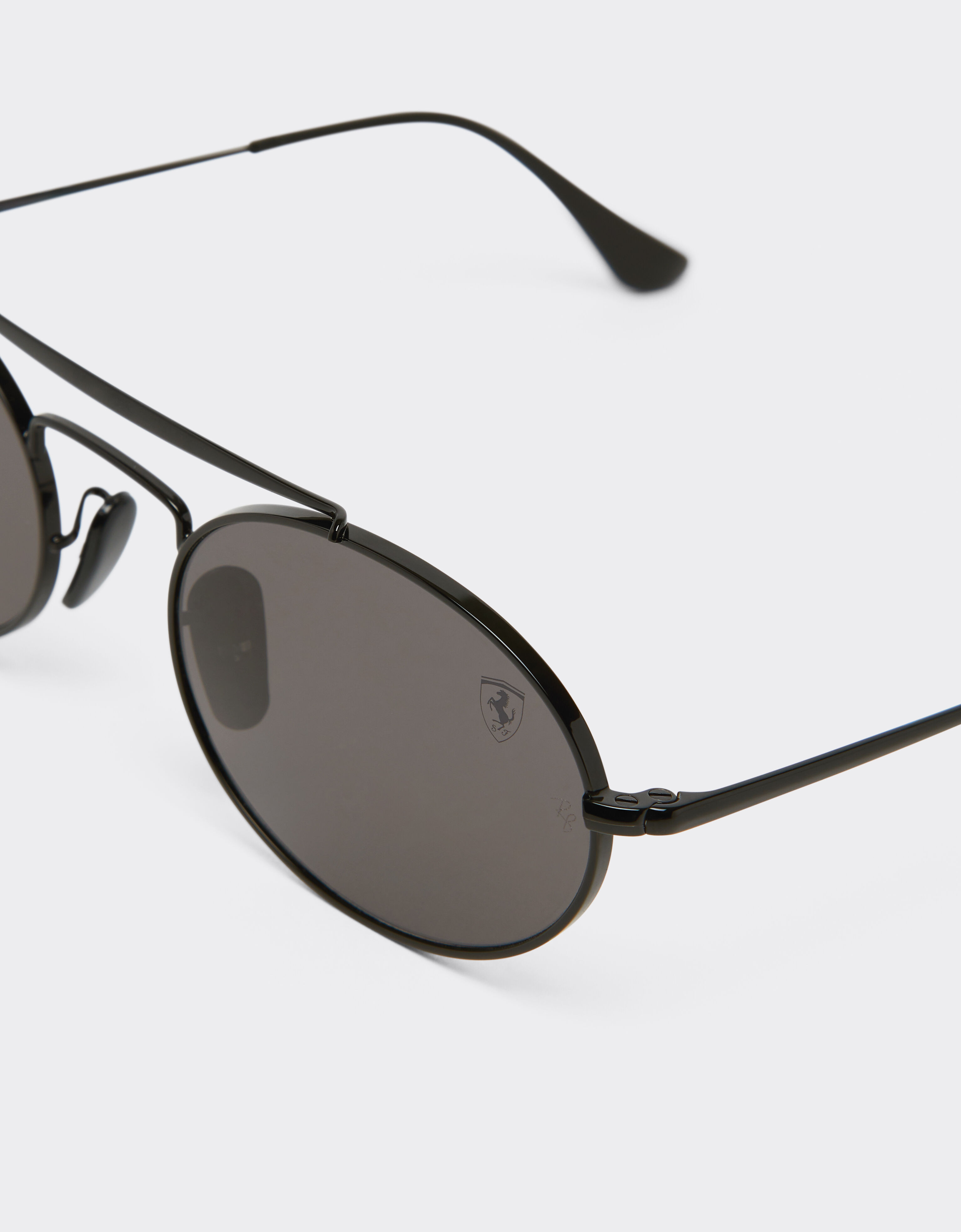 雷朋与法拉利车队合作款 RB3775M 深灰色镜片黑色金属太阳镜 Ferrari 雷朋与法拉利车队合作款 RB3775M 深灰色镜片黑色金属太阳镜 黑色 LA0EEf