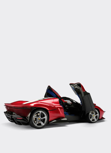 Ferrari Ferrari Daytona SP3 1:8 scale model 红色 F0664f