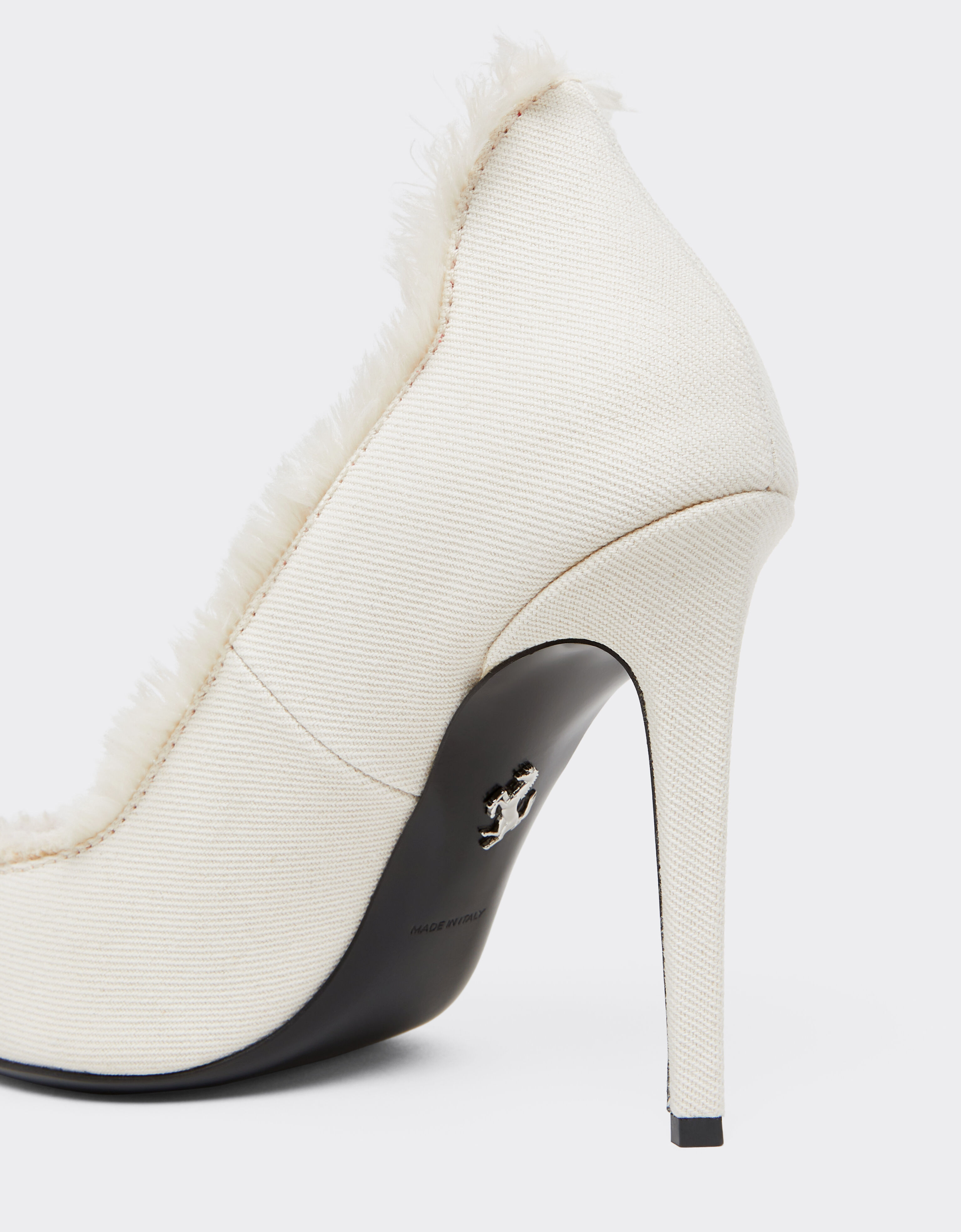 帆布宫廷鞋 Ferrari 帆布宫廷鞋 Avorio 51027f