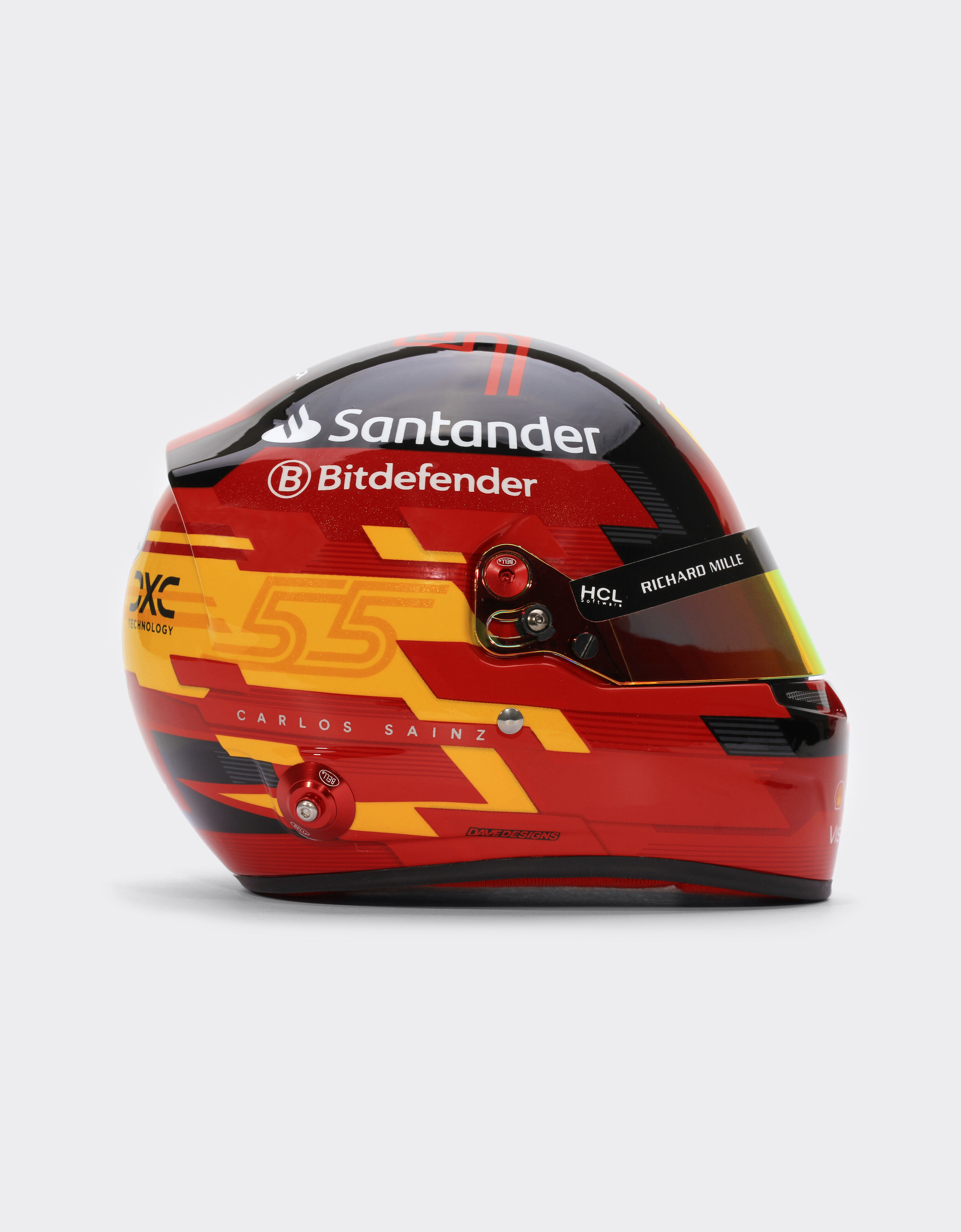 Ferrari 2024 Carlos Sainz helmet in 1:1 scale 红色 F1343f