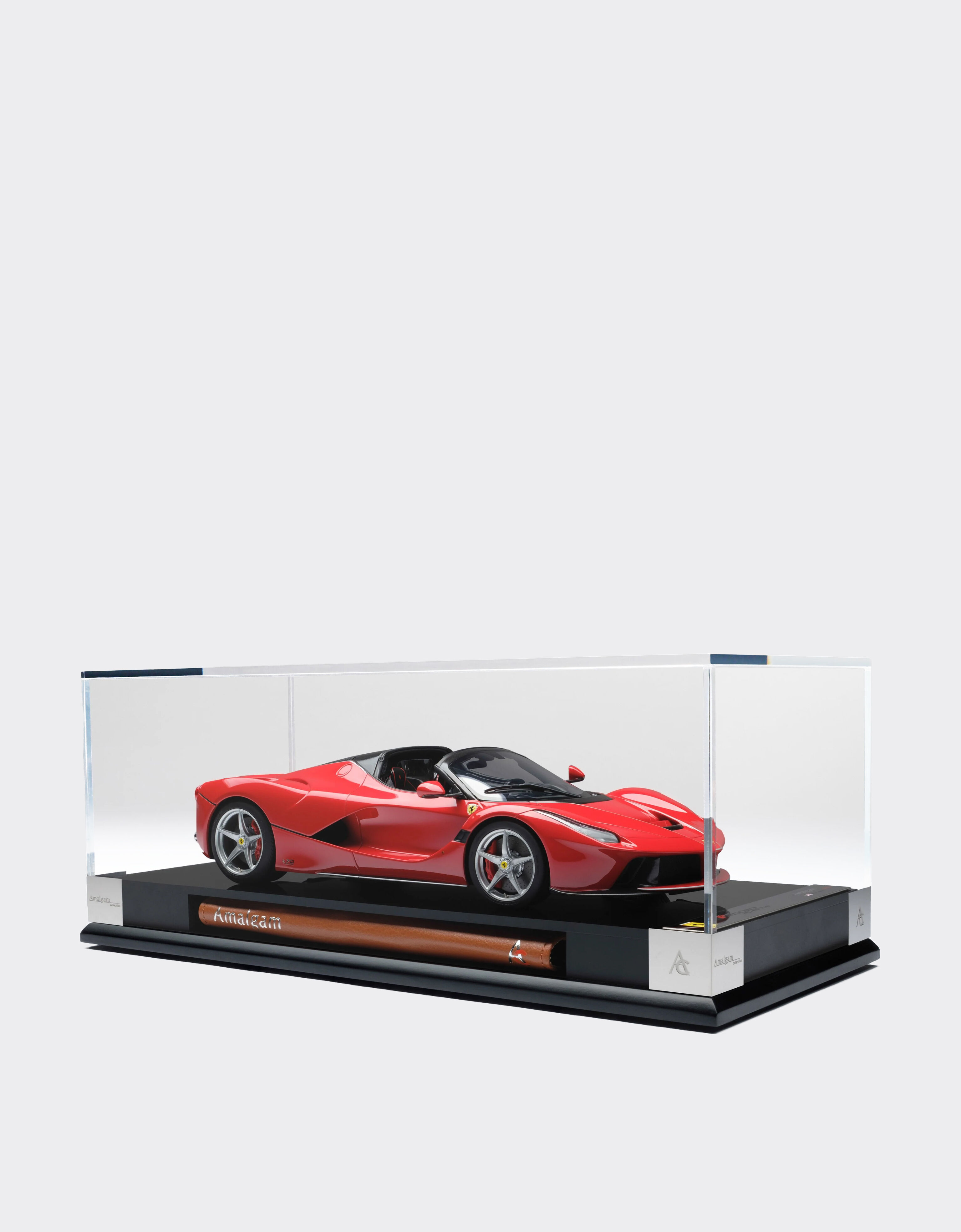 Ferrari LaFerrari Aperta model in 1:18 scale 多色 L7595f