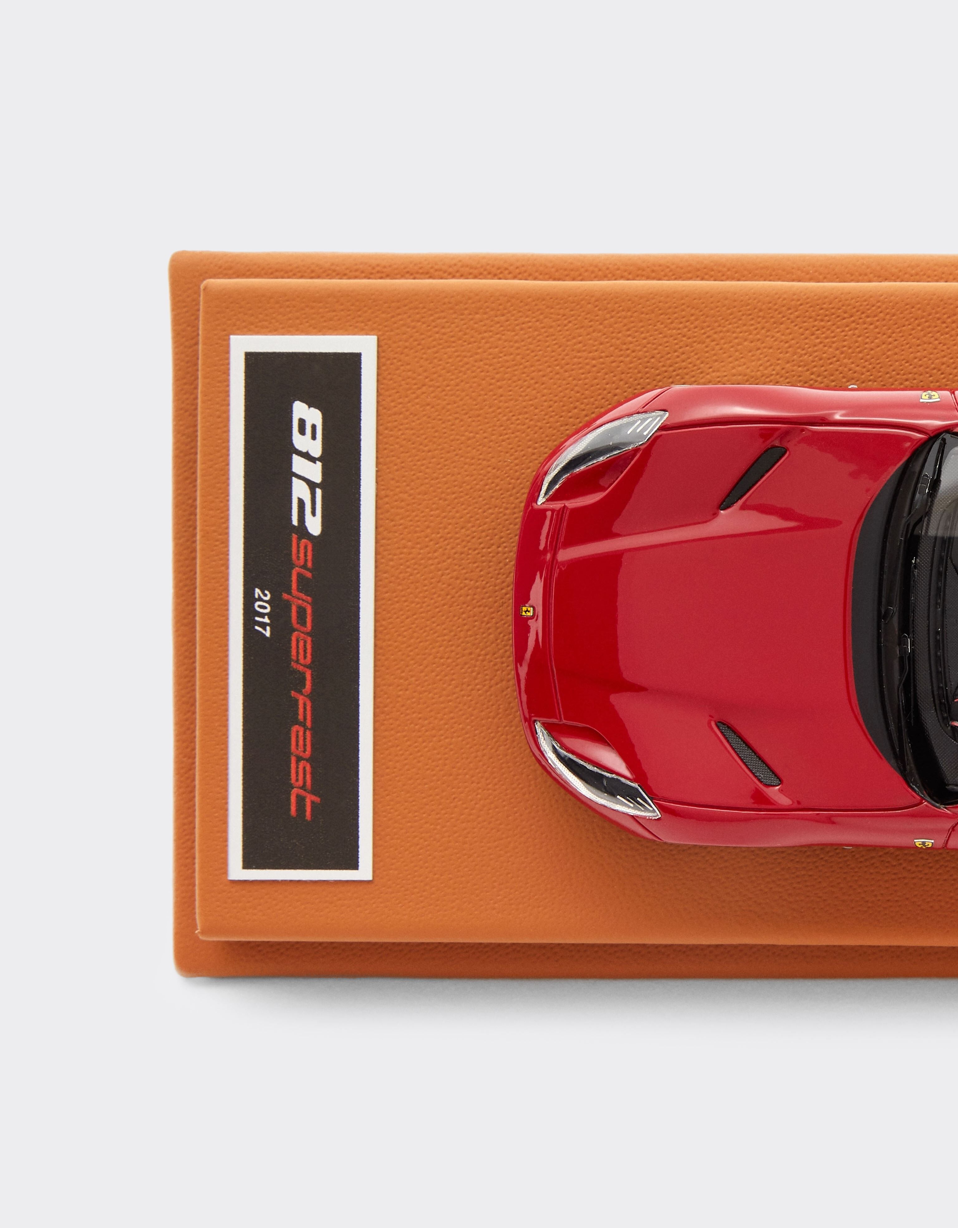 Ferrari Ferrari 812 Superfast 1:43 scale model 红色 47298f