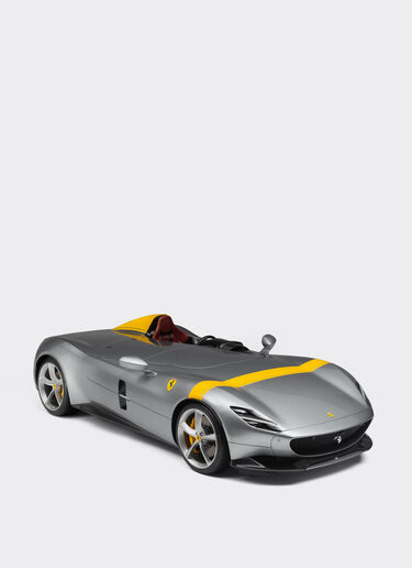 Ferrari Monza SP1 model in 1:8 scale Ferrari Ferrari Monza SP1 model in 1:8 scale 多色 L7977f
