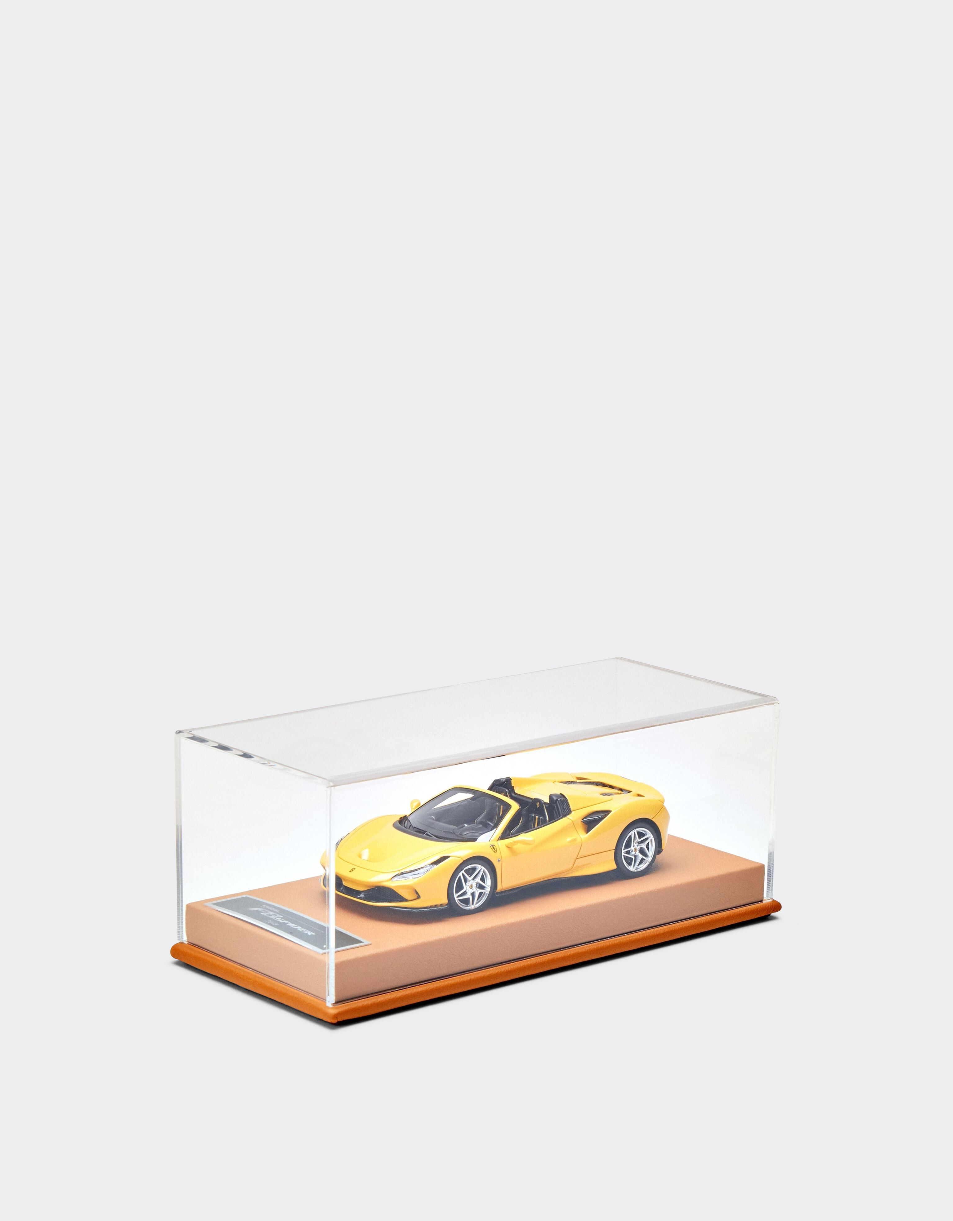 Ferrari F8 Spider 1:43 scale model 黄色 47299f