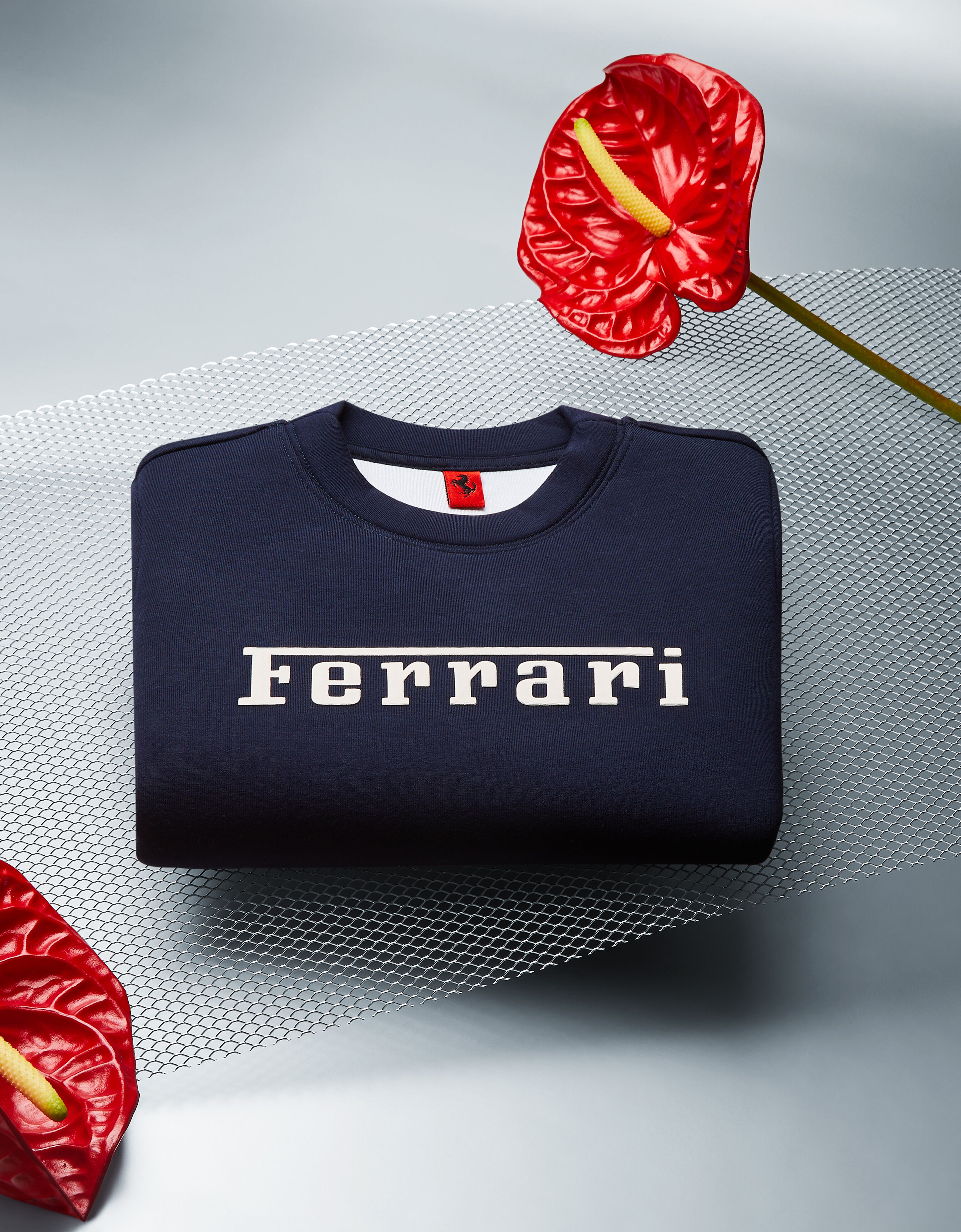 法拉利徽标 Scuba 潜水面料卫衣 Ferrari 法拉利徽标 Scuba 潜水面料卫衣 海军蓝 20518f