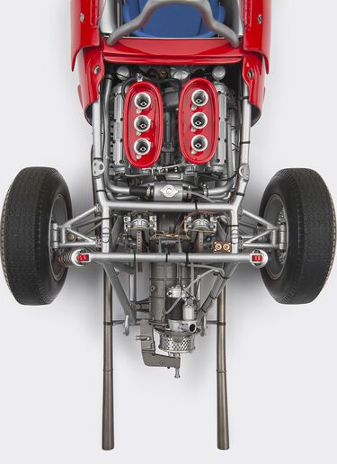 Sharknose Ferrari 156 F1 model in 1:8 scale Ferrari Sharknose Ferrari 156 F1 model in 1:8 scale 多色 L2799f