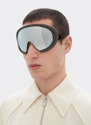 Ferrari Ferrari sunglasses in antique tar-colored brushed metal and dark brown leather with mirrored silvermask Marrone Scuro LA0LMf