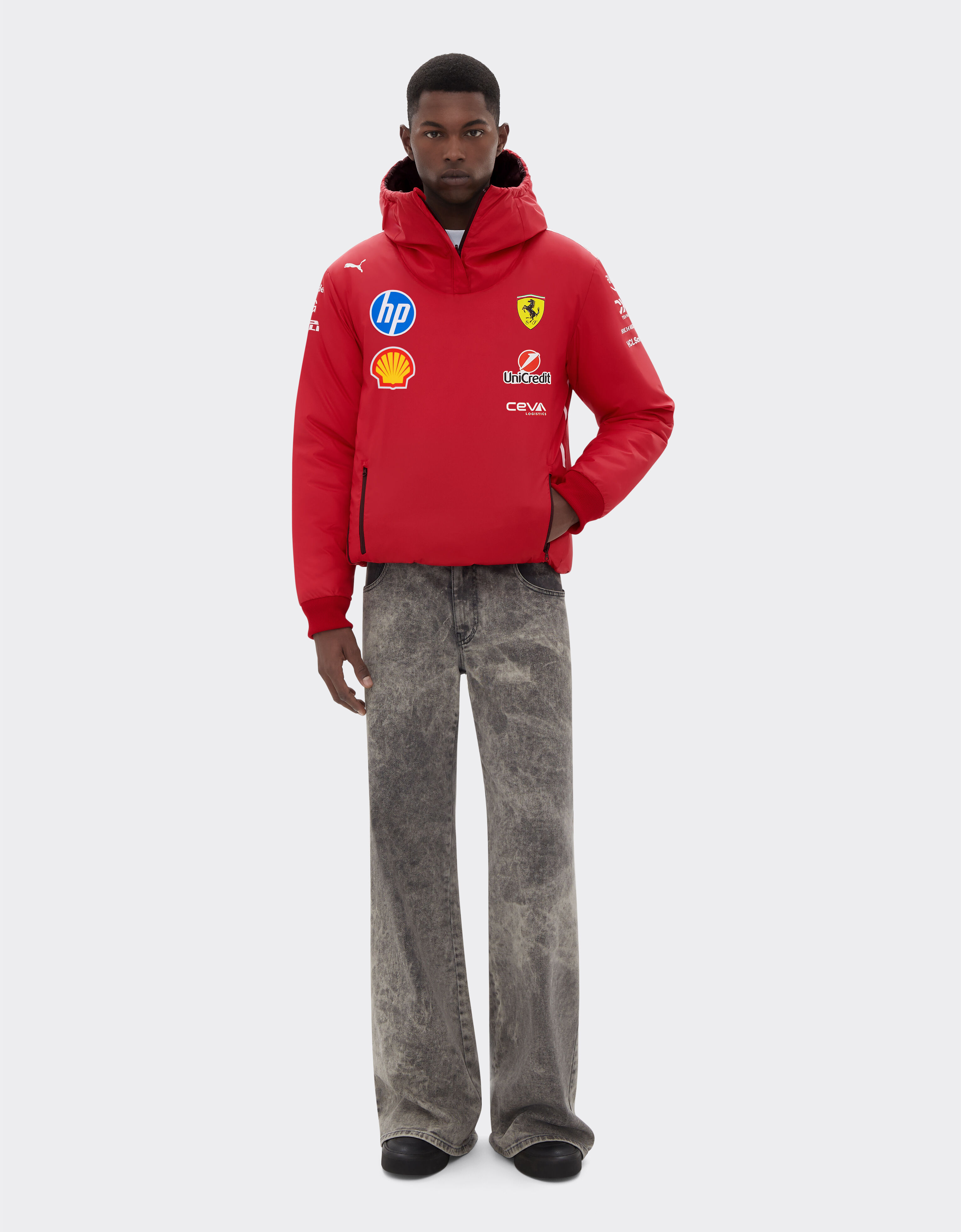 Ferrari Puma 与 Scuderia Ferrari HP 合作款2025车队双面夹克 红色 LA068f
