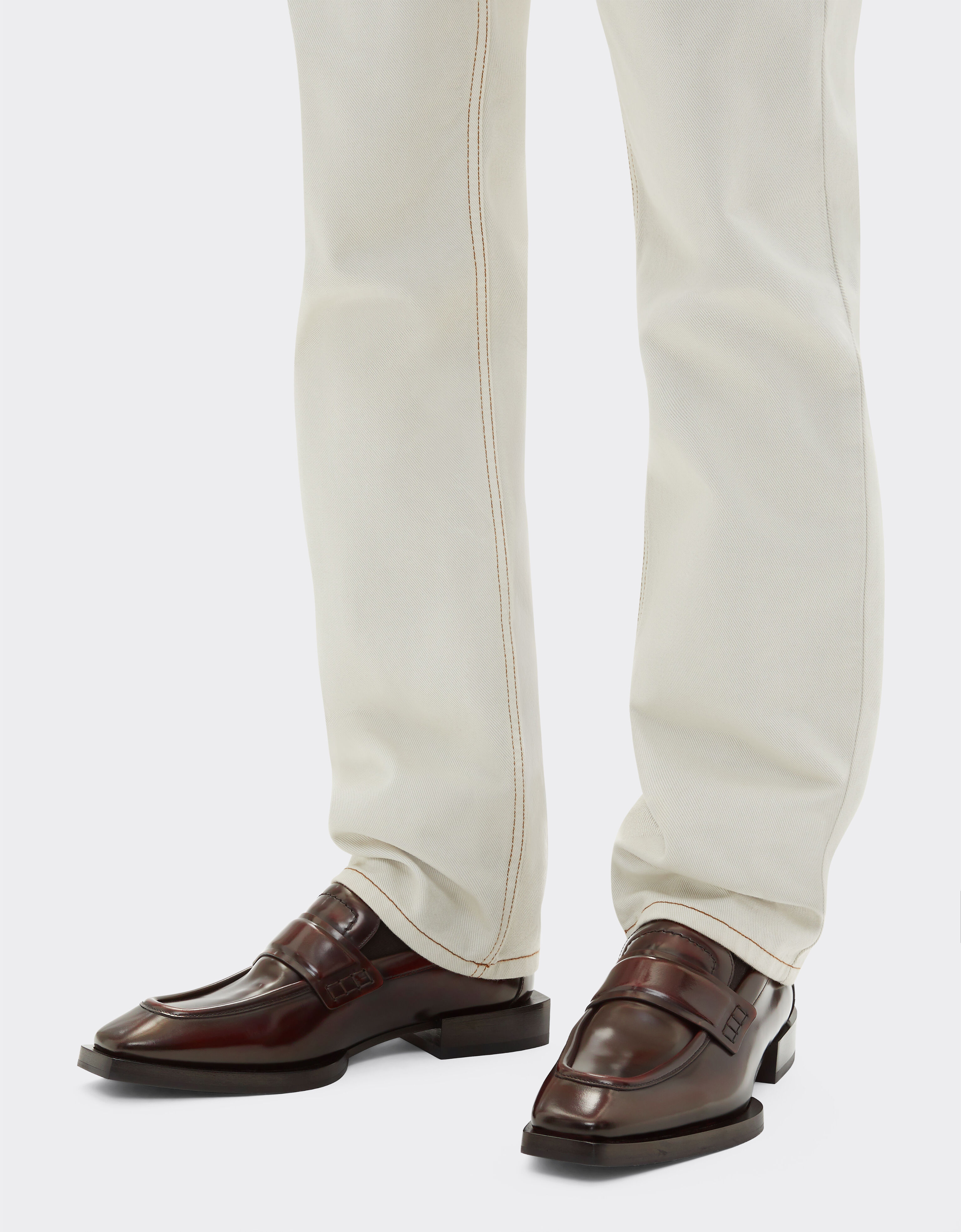Ferrari 手工磨面皮革乐福鞋 Brown 22013f