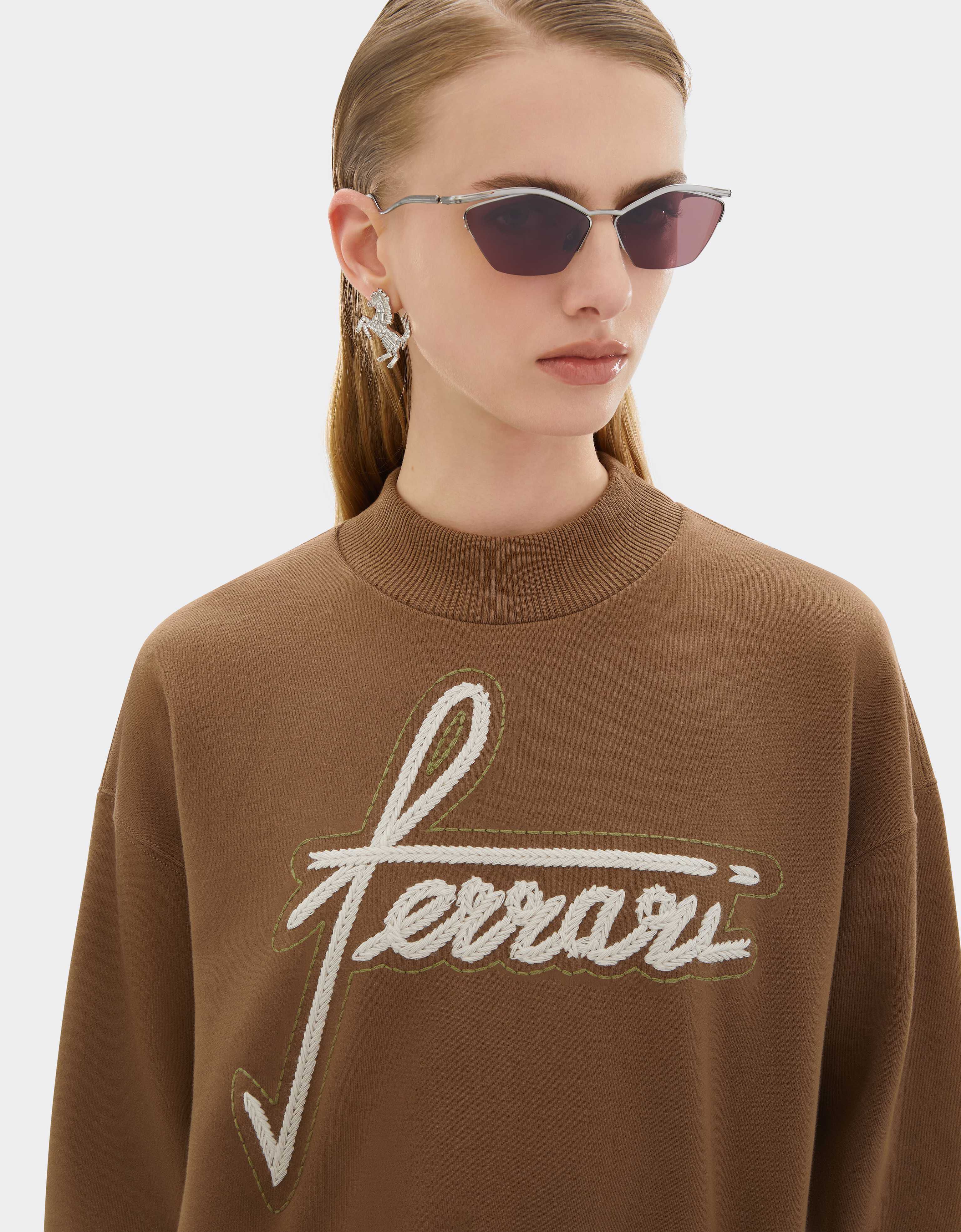 Sweat-shirt à col rond en coton avec broderie Ferrari Sweat-shirt à col rond en coton avec broderie Caffè CJWSW0021JCO0046f