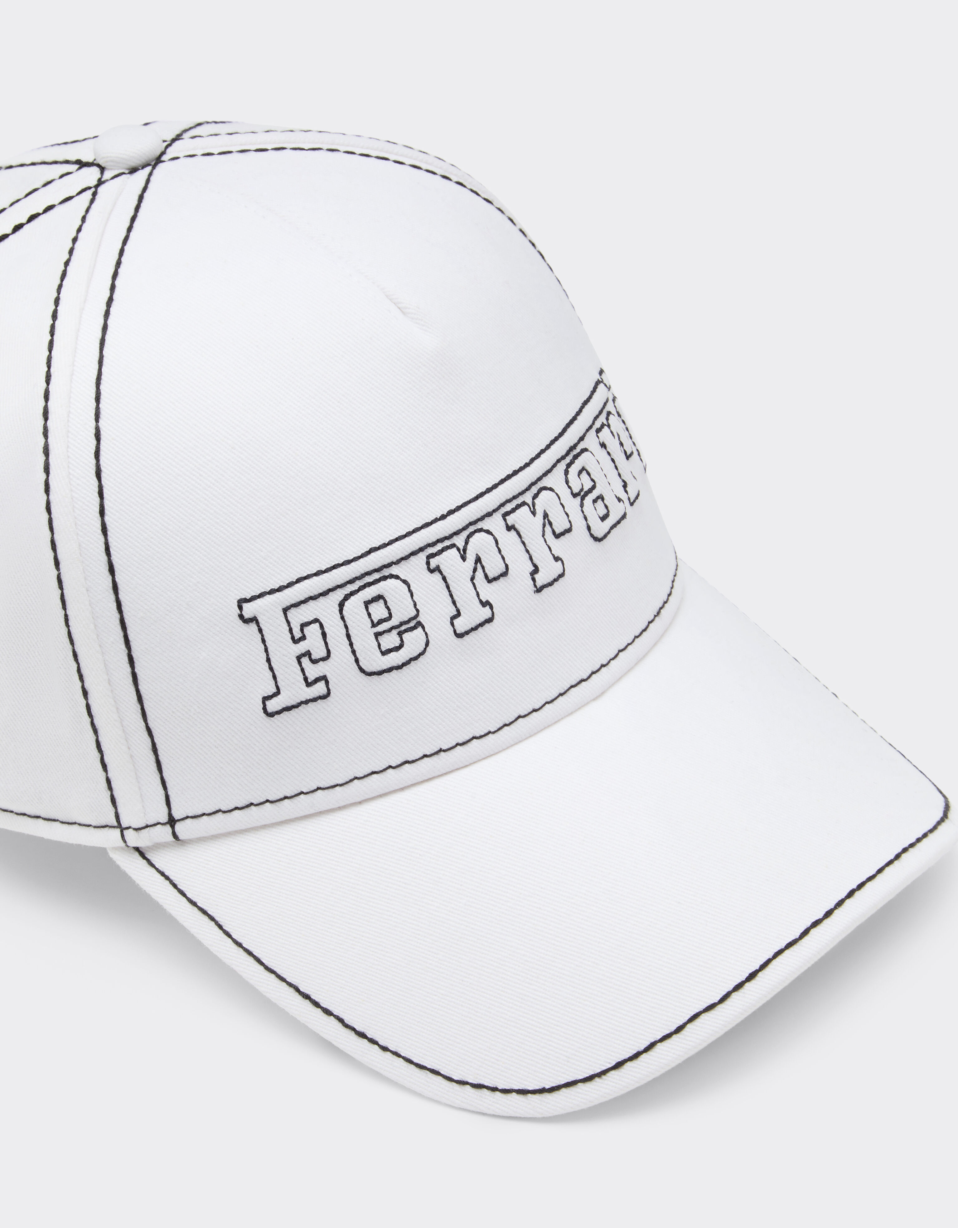 Ferrari Baseball cap with Ferrari logo Optical White 49116f