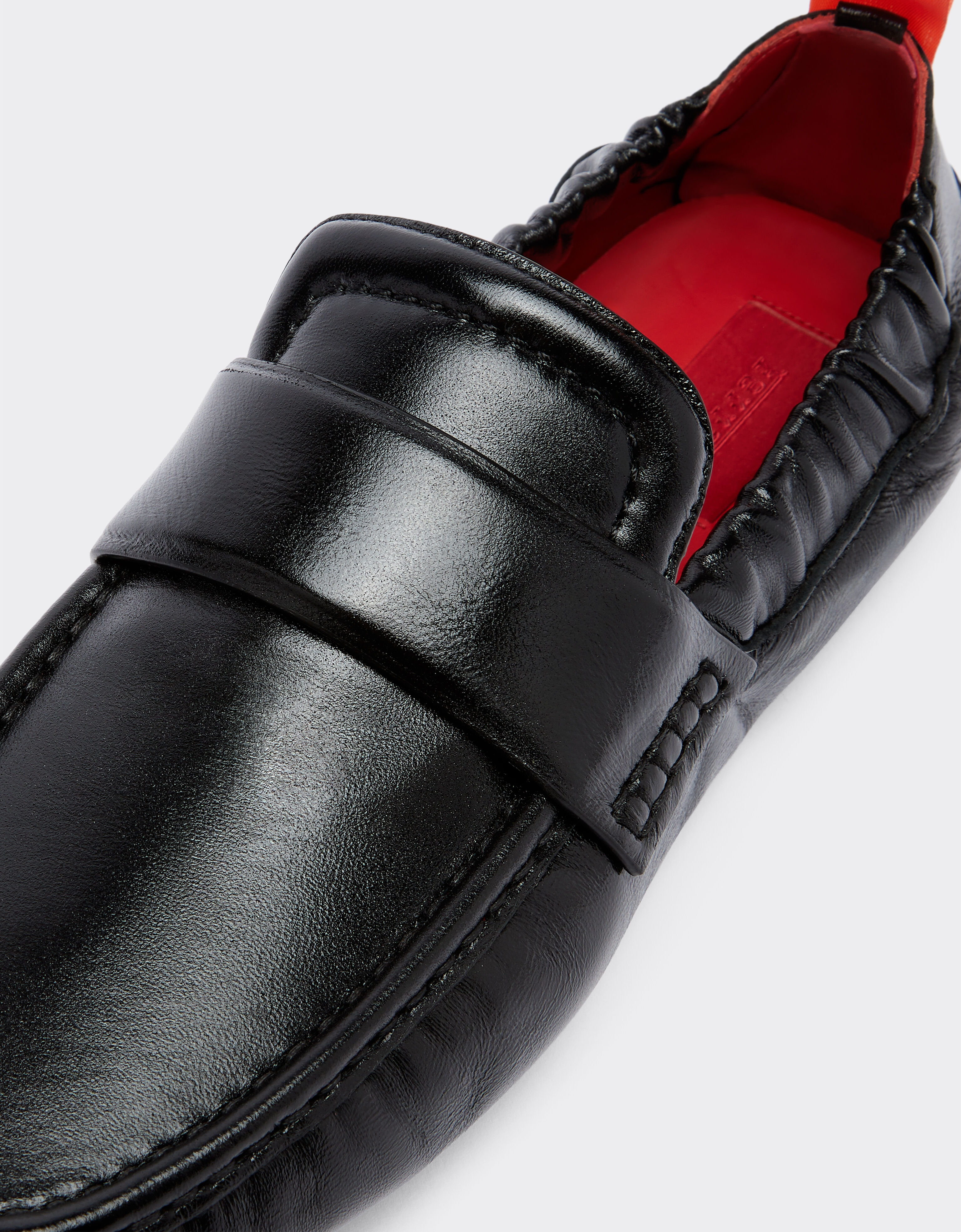 Ferrari Nappa leather driver shoe Nero 50829f