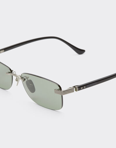 Ferrari Ferrari sunglasses in  brushed silver titanium and acetate with green lenses Silver LA0L7f